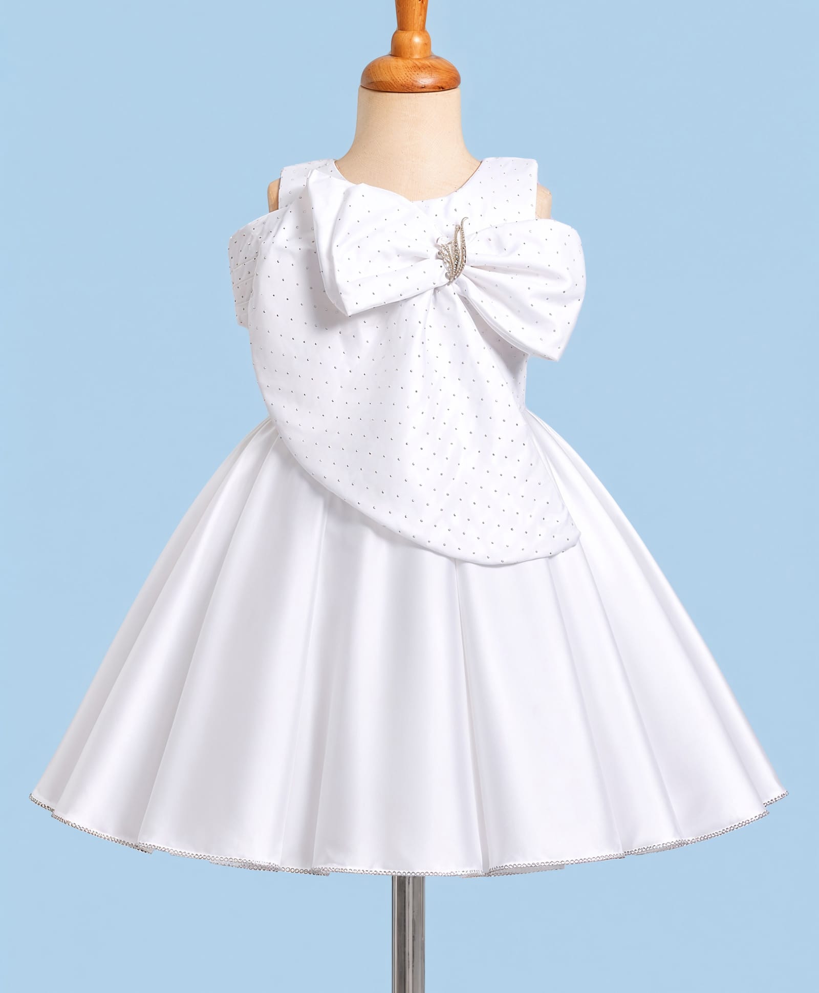 Enfance Woven Cold Shoulder Sleeves Bow Applique & Sequin Detailed Party Dress - White-picture-13
