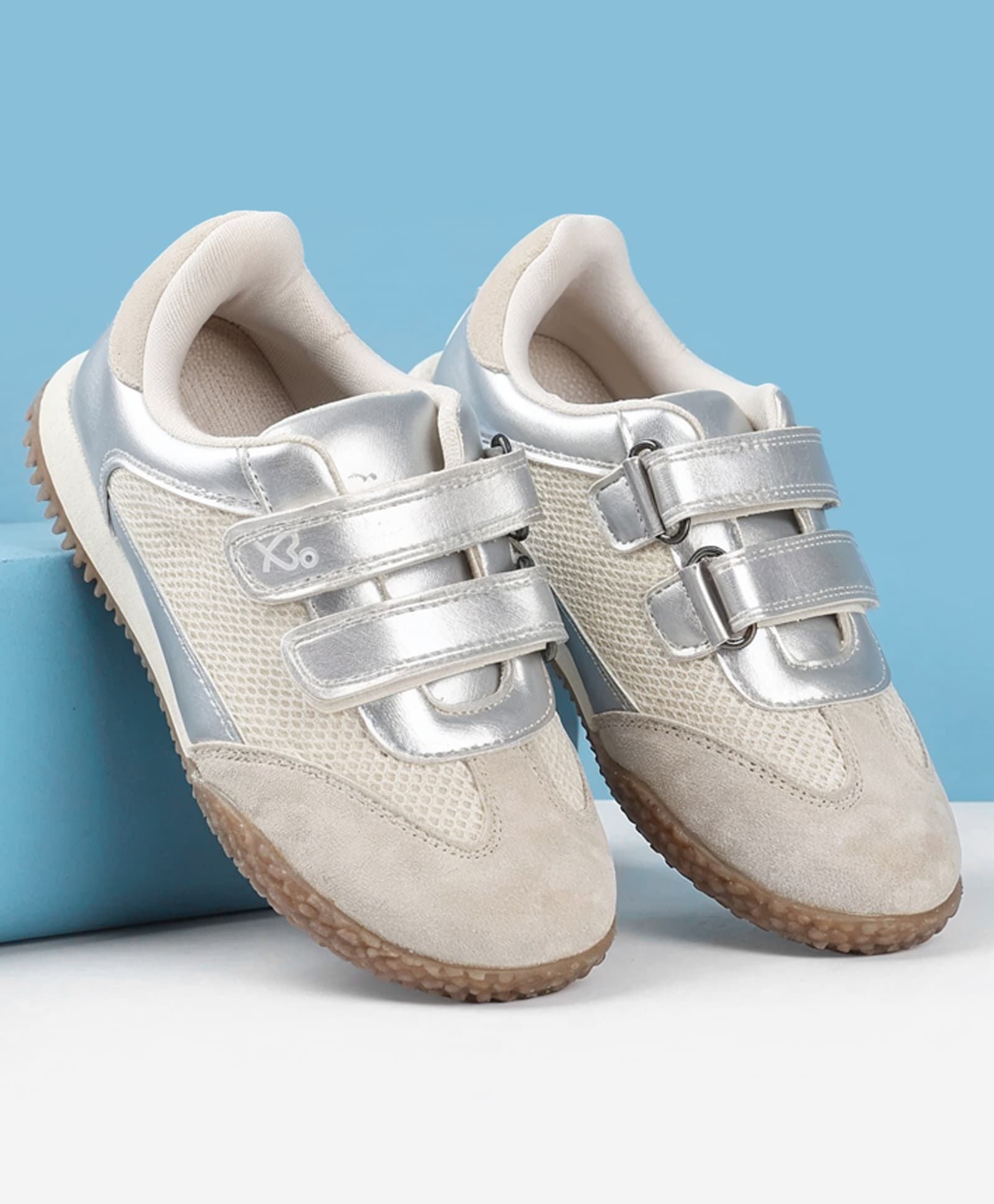 Babyoye Velcro Closure Casual Shoes With Heart Print - Silver-image-20