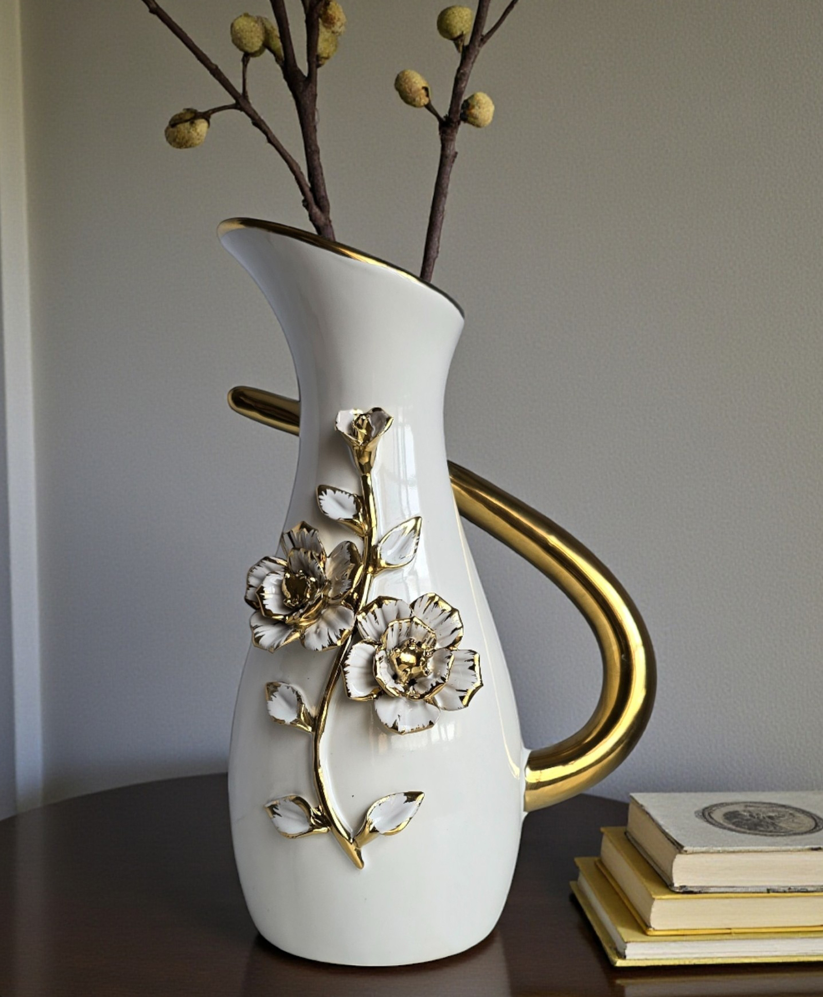 Sun~Mun Decors Premium & Elegant White & Golden Ceramic Jar Shaped Vase-picture-19