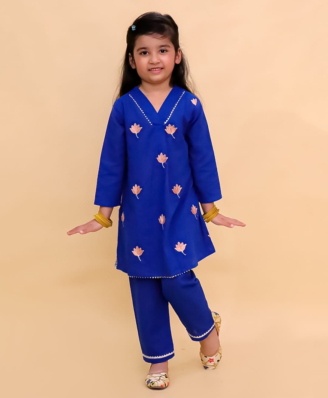 The Mom Store Cotton Woven Full Sleeves Floral Embroidered Gota Lace Embellished Kurti & Salwar Set - Blue-picture-9