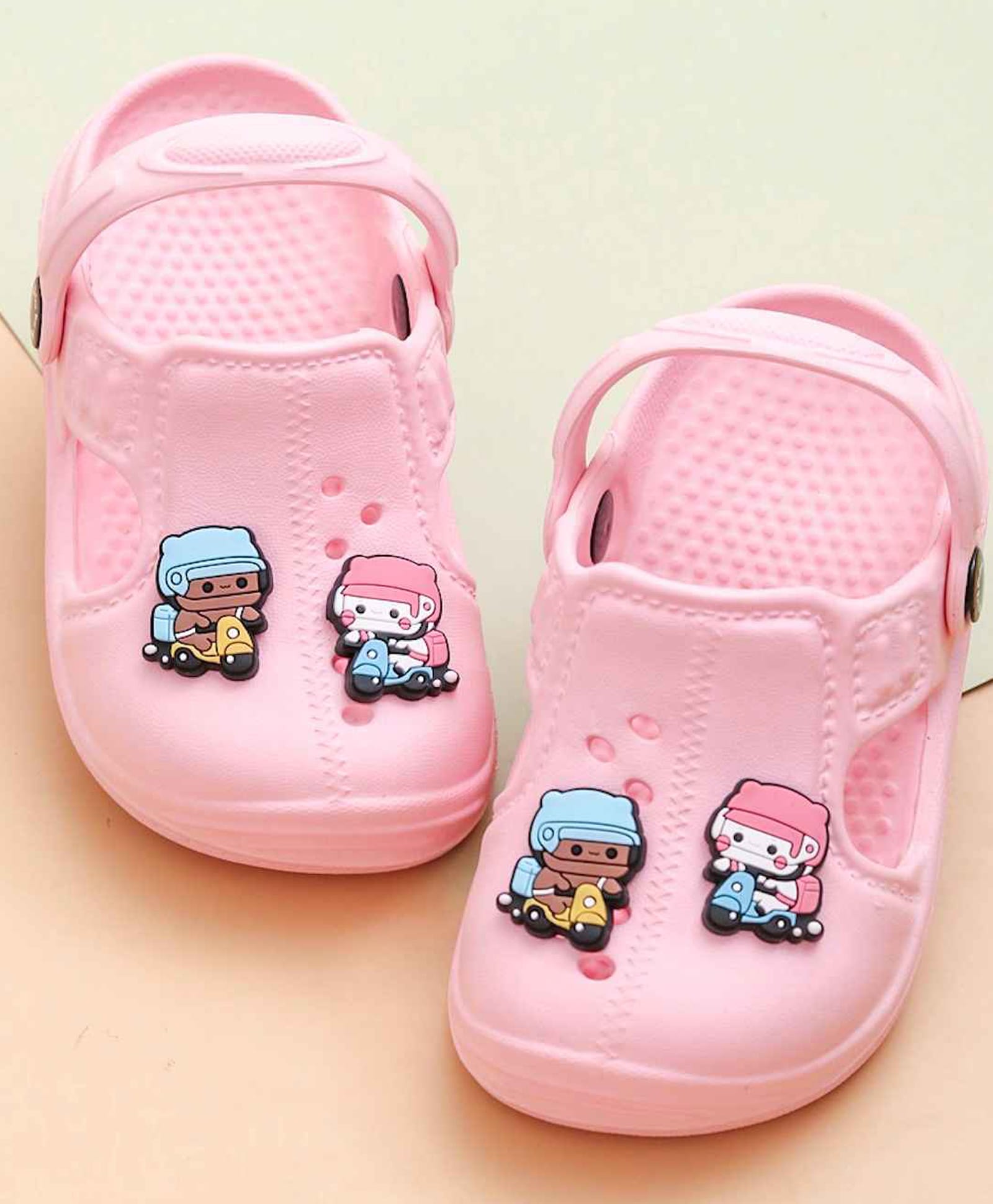 Yellow Bee Bubu Dudu Featuring Character Applique Detailed Perforated Slingback Clogs - Pink-picture-22