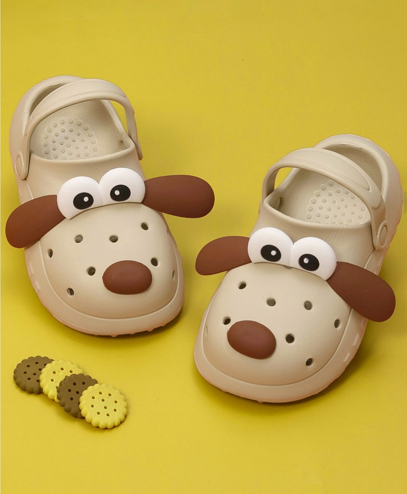 Yellow Bee Puppy Face Applique Detailed Perforated Slingback Clogs - Beige-image-19