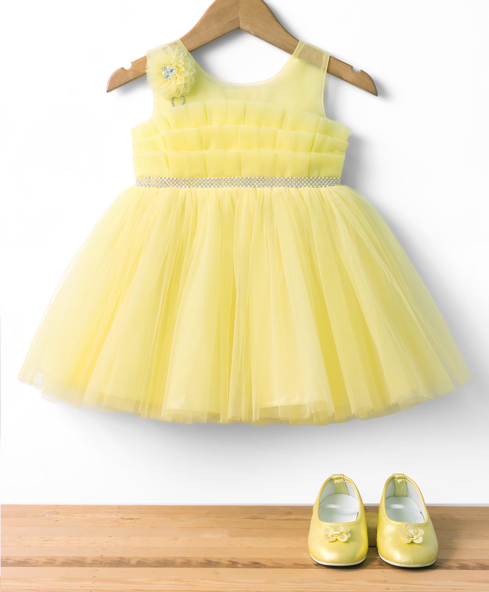 Blabber Sleeveless Stone Embellished Floral Applique & Ruffle Detailed Knee Length Dress With Booties - Lemon-image-30