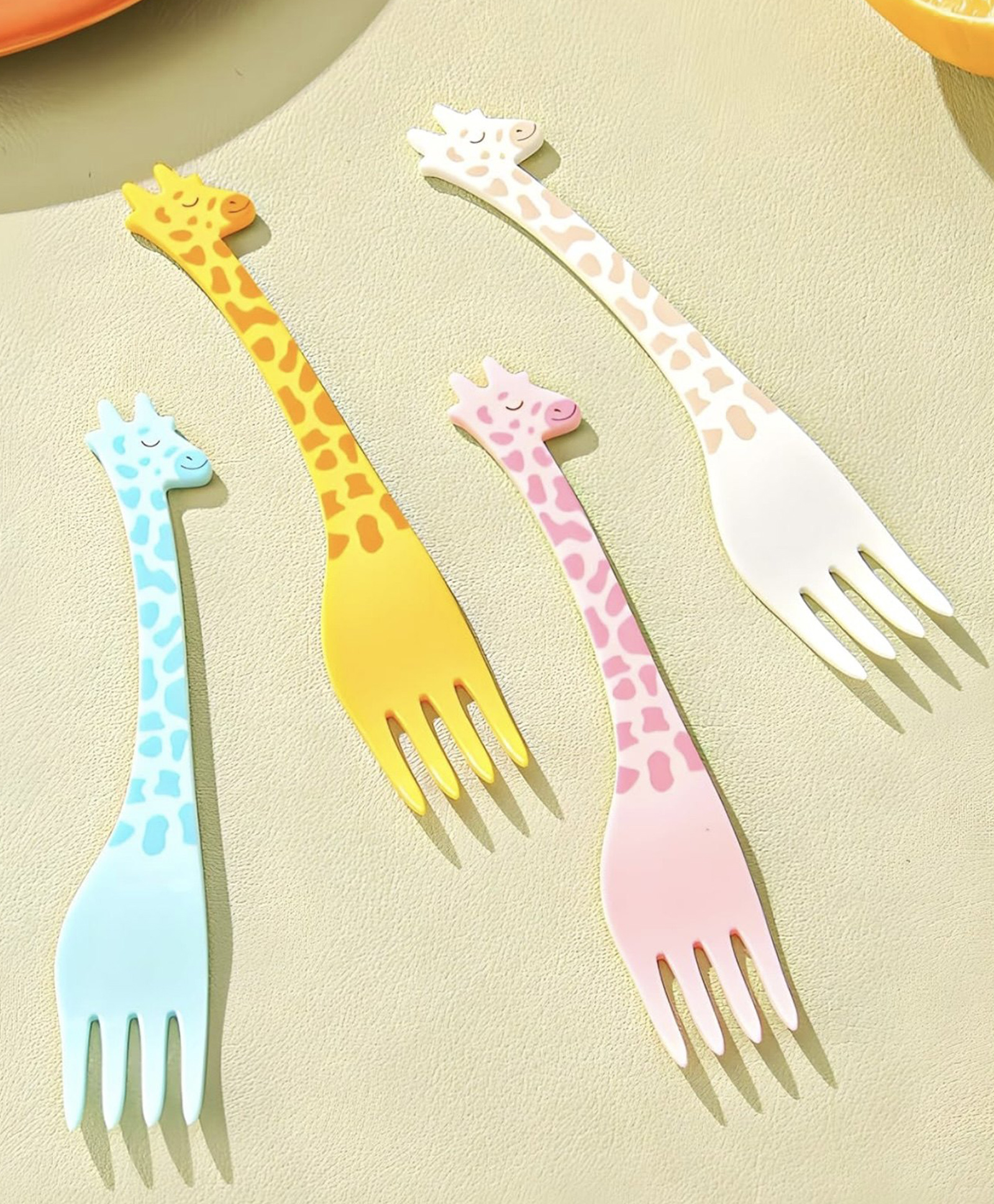 ARCADE TOYS Giraffe Shape Plastic Party Fork Set for Kids, Multicolour Reusable Forks for Birthday Parties, Snacks & Desserts 12 Pieces Set - Multicolor-picture-20