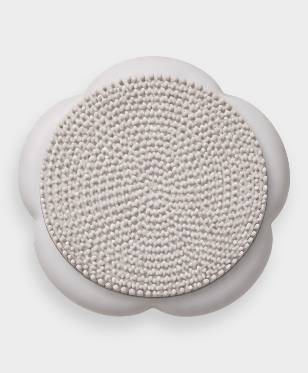 Mi Arcus Solid Flower Design Silicon Soft Hair Brush- Grey-image-21