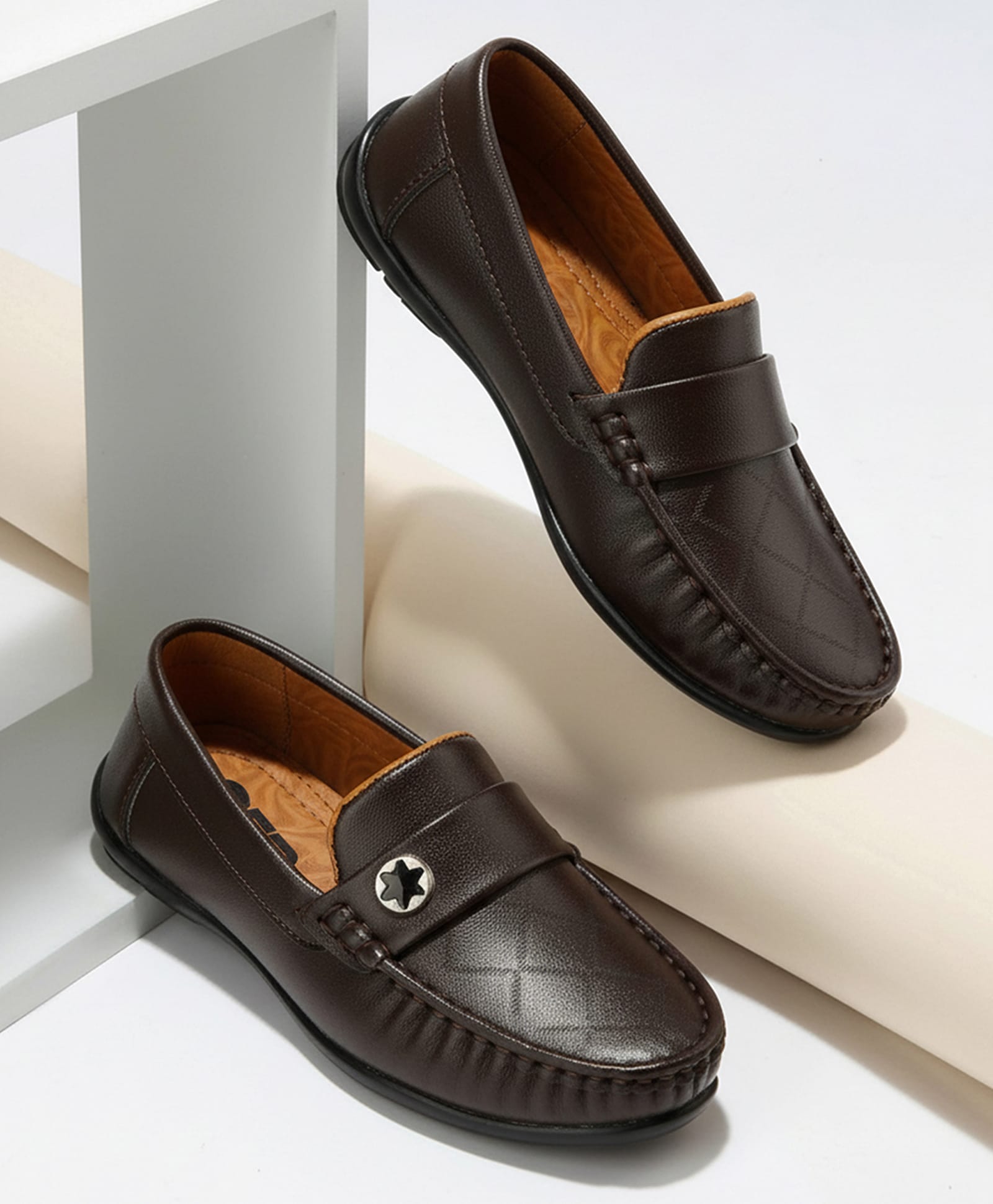 SHOES FOR JUNIORS Star Applique Detailed Formal Slip On Loafers - Brown-picture-13