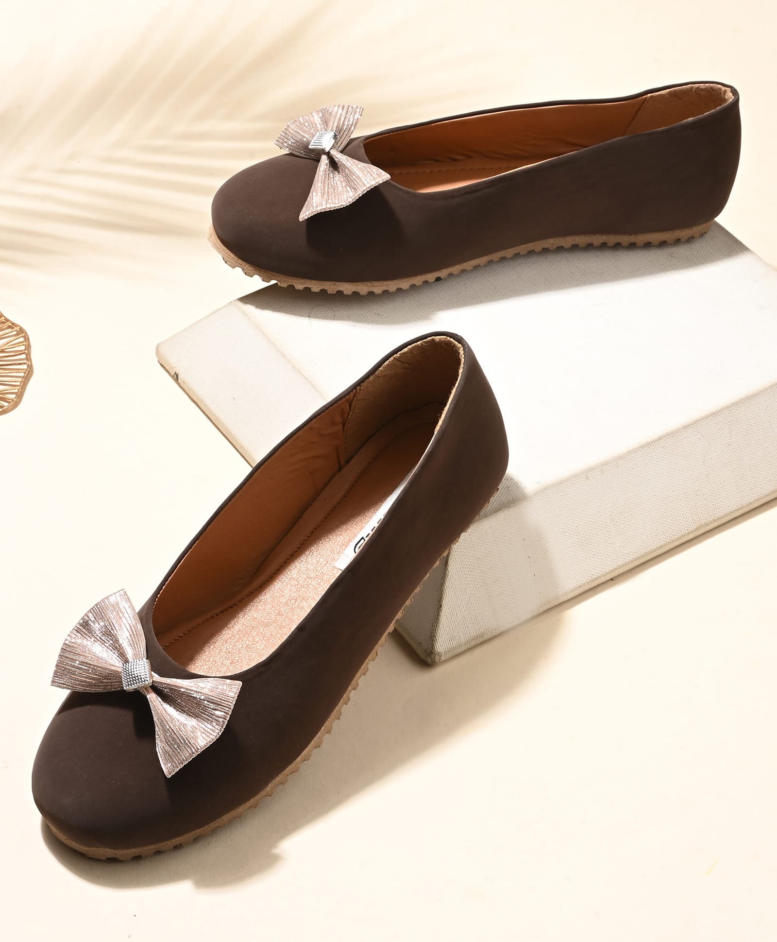 Stefens Bow Applique Detailed Ballerinas - Brown-image-10