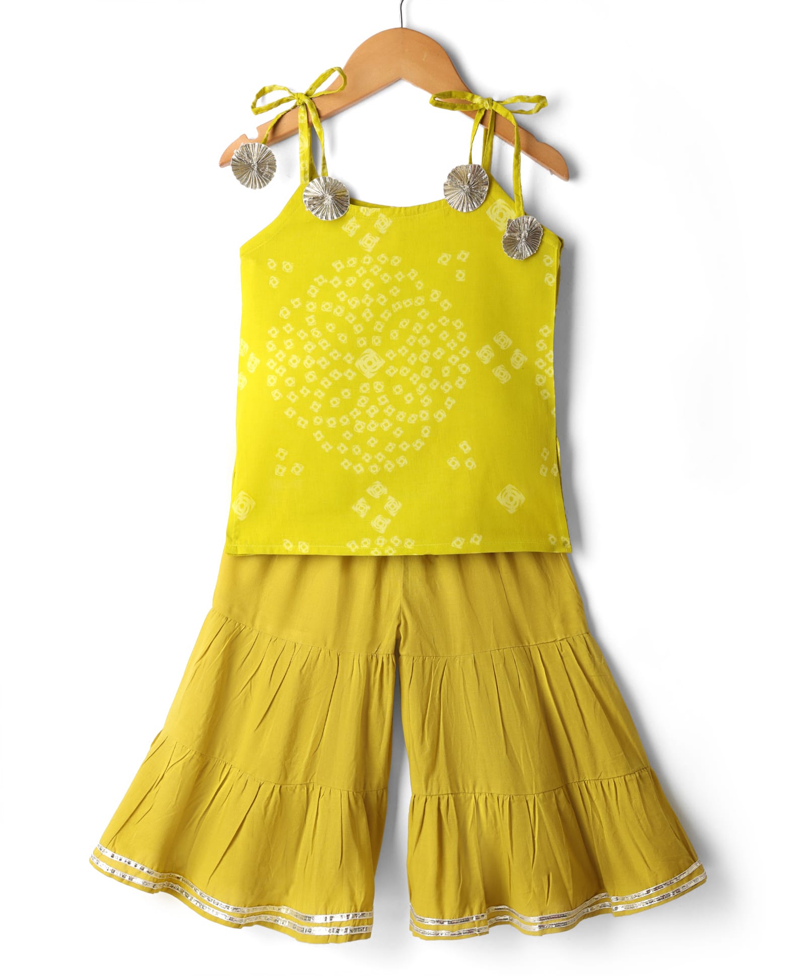 Teentaare Cotton Woven Sleeveless Kurta & Sharara Set With Bandhani Print & Lace Detailing - Mustard-picture-14