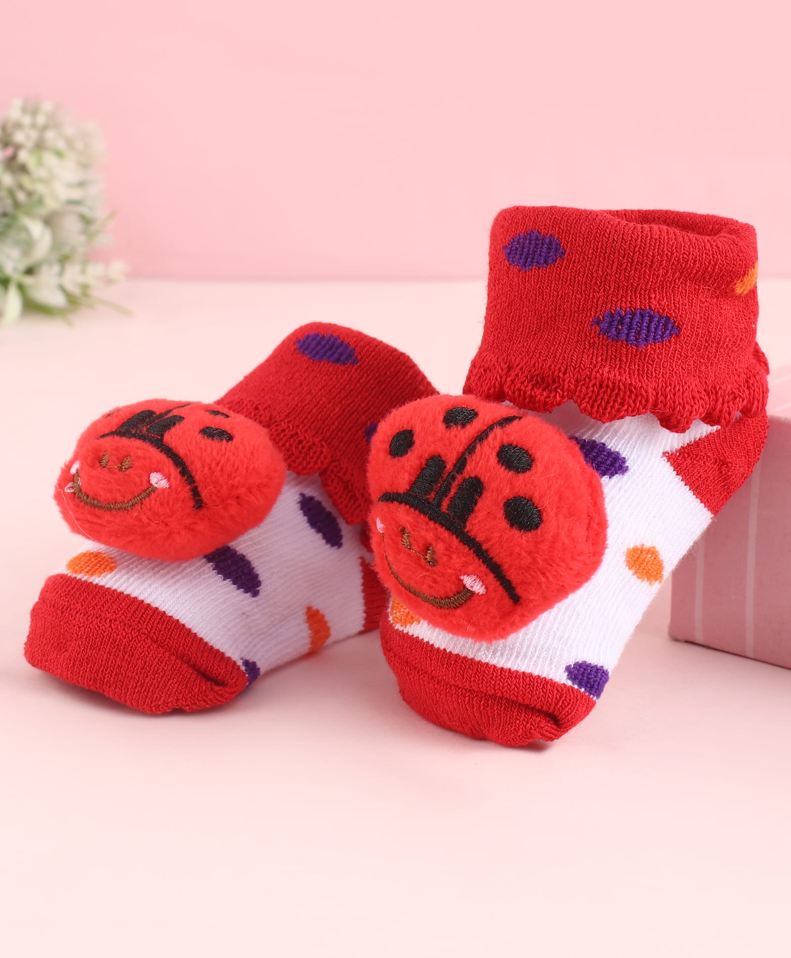 Cute Walk by Babyhug Fabric Socks Shoes With Large Bug Applique - Red-picture-20