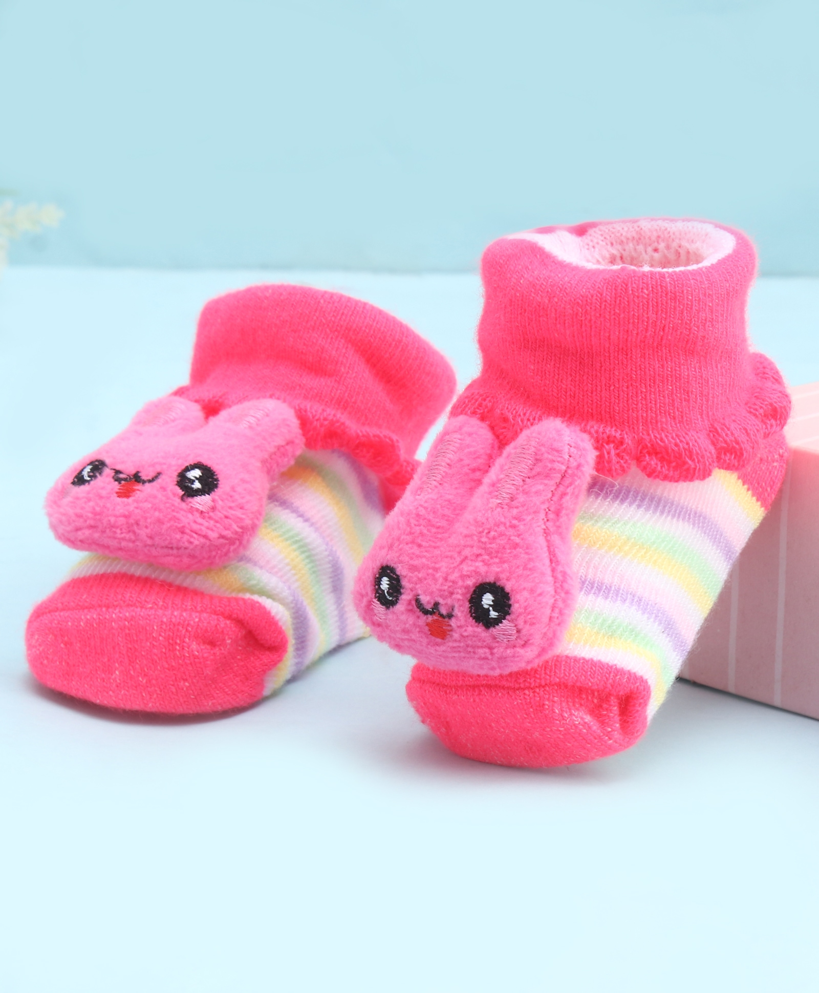 Cute Walk by Babyhug Socks With Large Bunny Applique - Dark Pink-picture-10