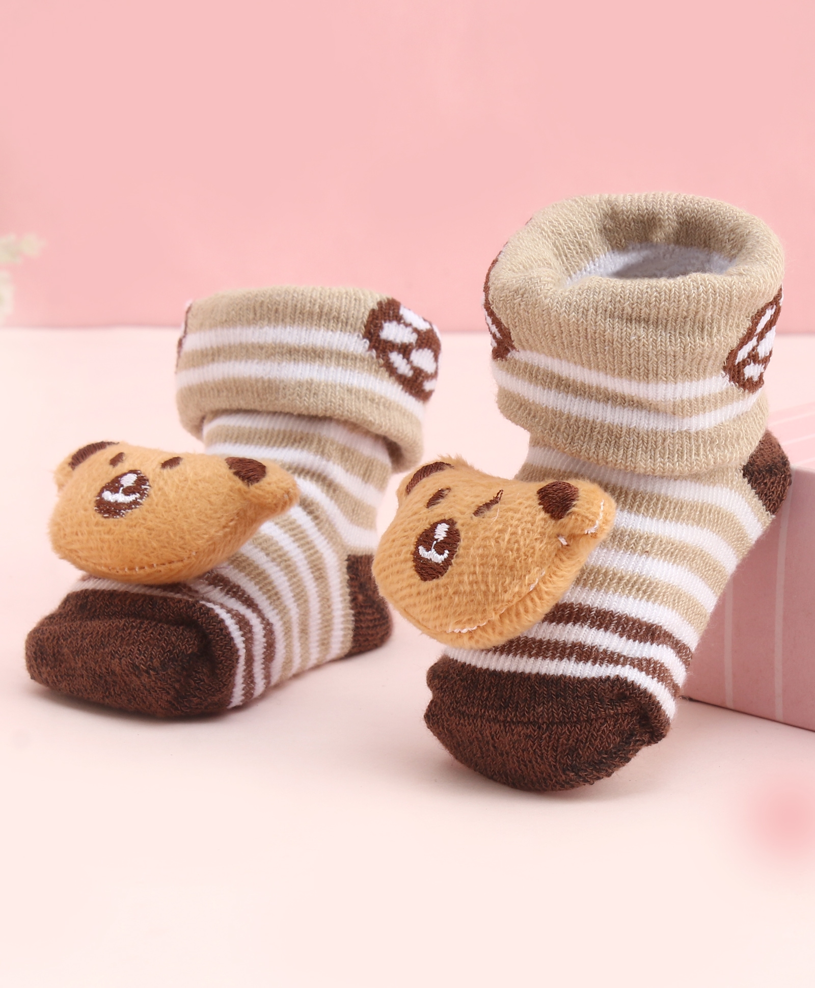 Cute Walk by Babyhug Socks With Large Bear Applique -Tan-picture-23