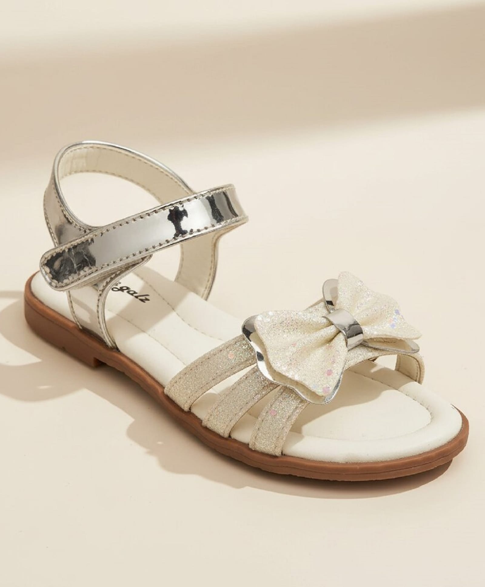 boyz n galz Glitter Embellished Bow Applique Detailed Velcro Closure Sandals - White-picture-19