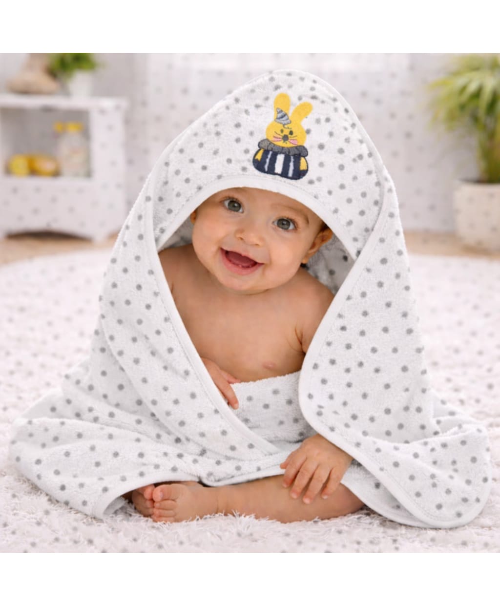 The little lookers Microfiber Knit Printed Baby Hooded Towel - White-image-43