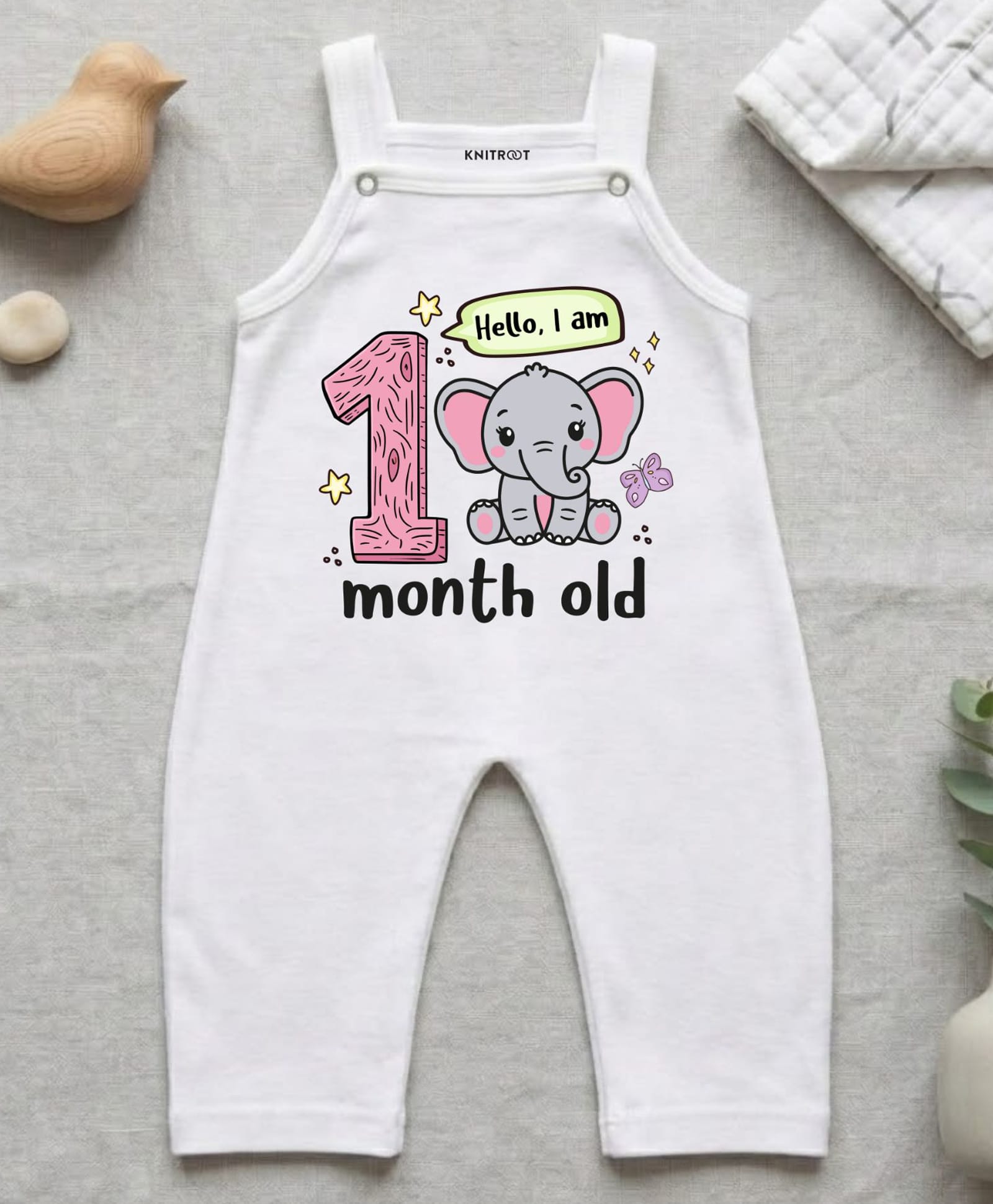 KNITROOT Cotton Knit Birthday Theme Sleeveless Hello I Am 1 Month Old Text Printed Dungaree - White-picture-19