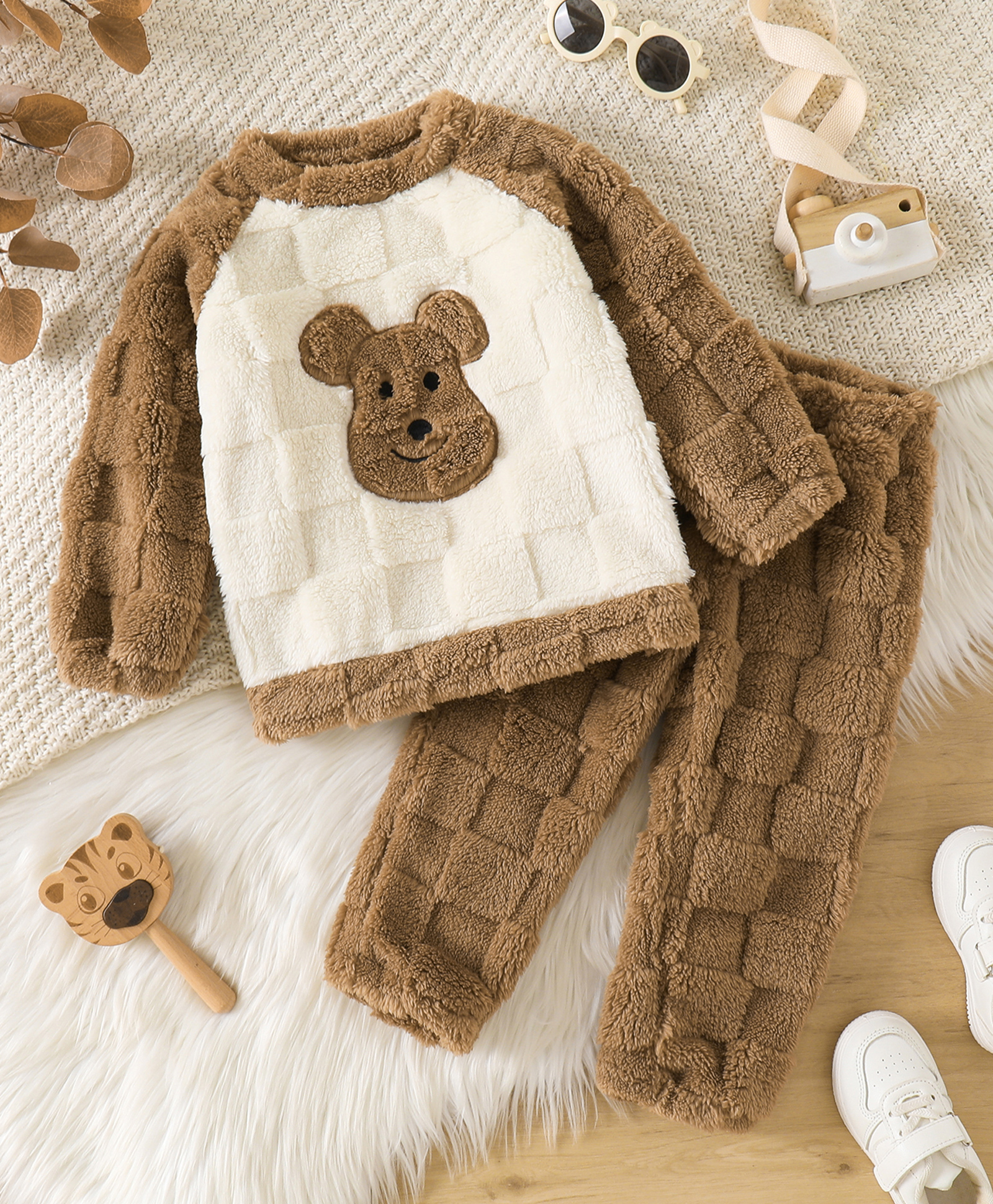 Mark & Mia Full Raglan Sleeves Animal Embroidered T-Shirt & Pyjama Winter Wear Night Suit - Brown-image-38
