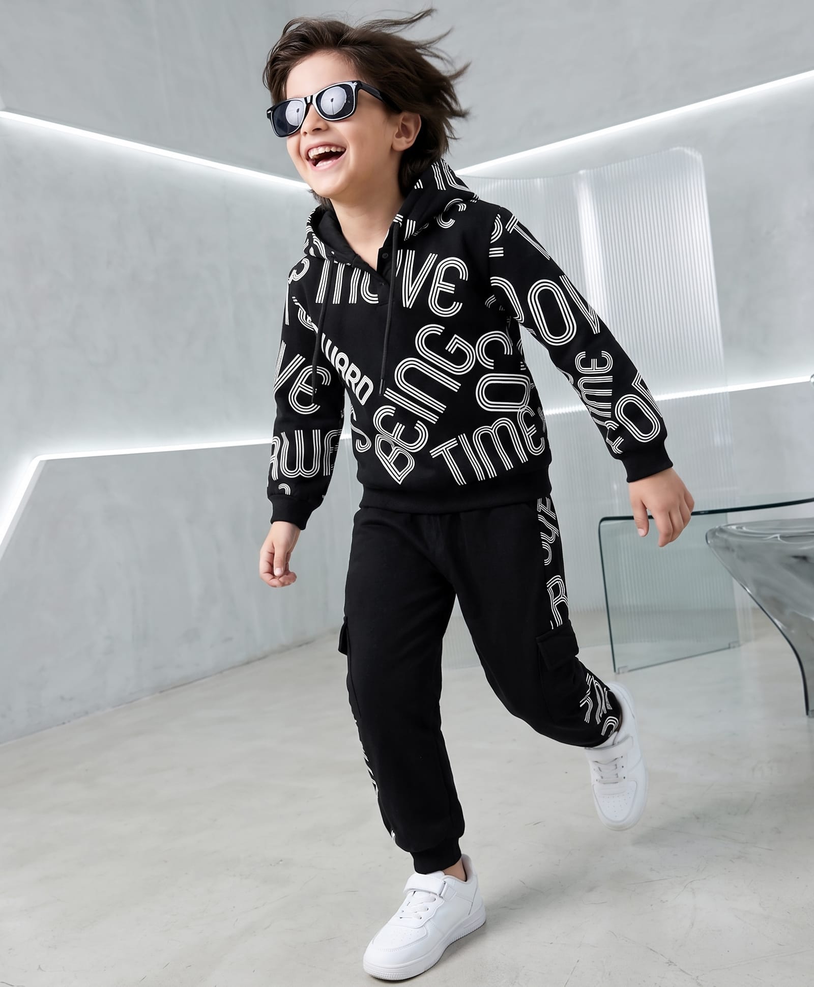OLLINGTON ST. Looper Knit Full Sleeves Hooded Winter Wear Suit With Text Print - Black-picture-25