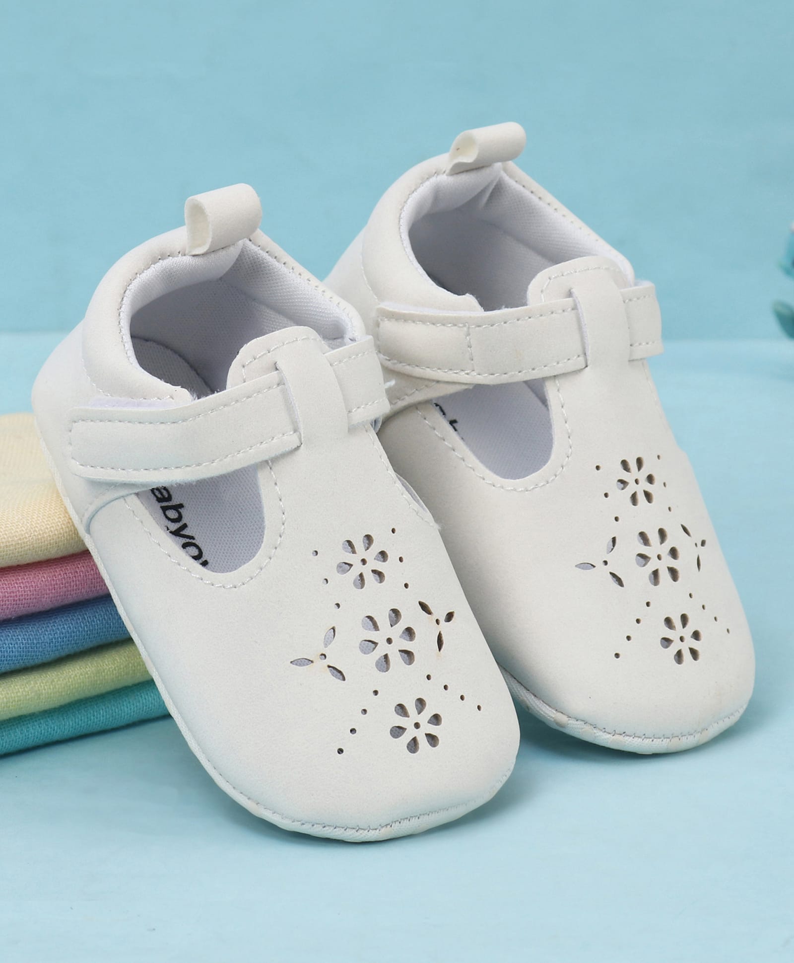 Babyoye Velcro Closure Booties With Floral Detailing - White-image-16