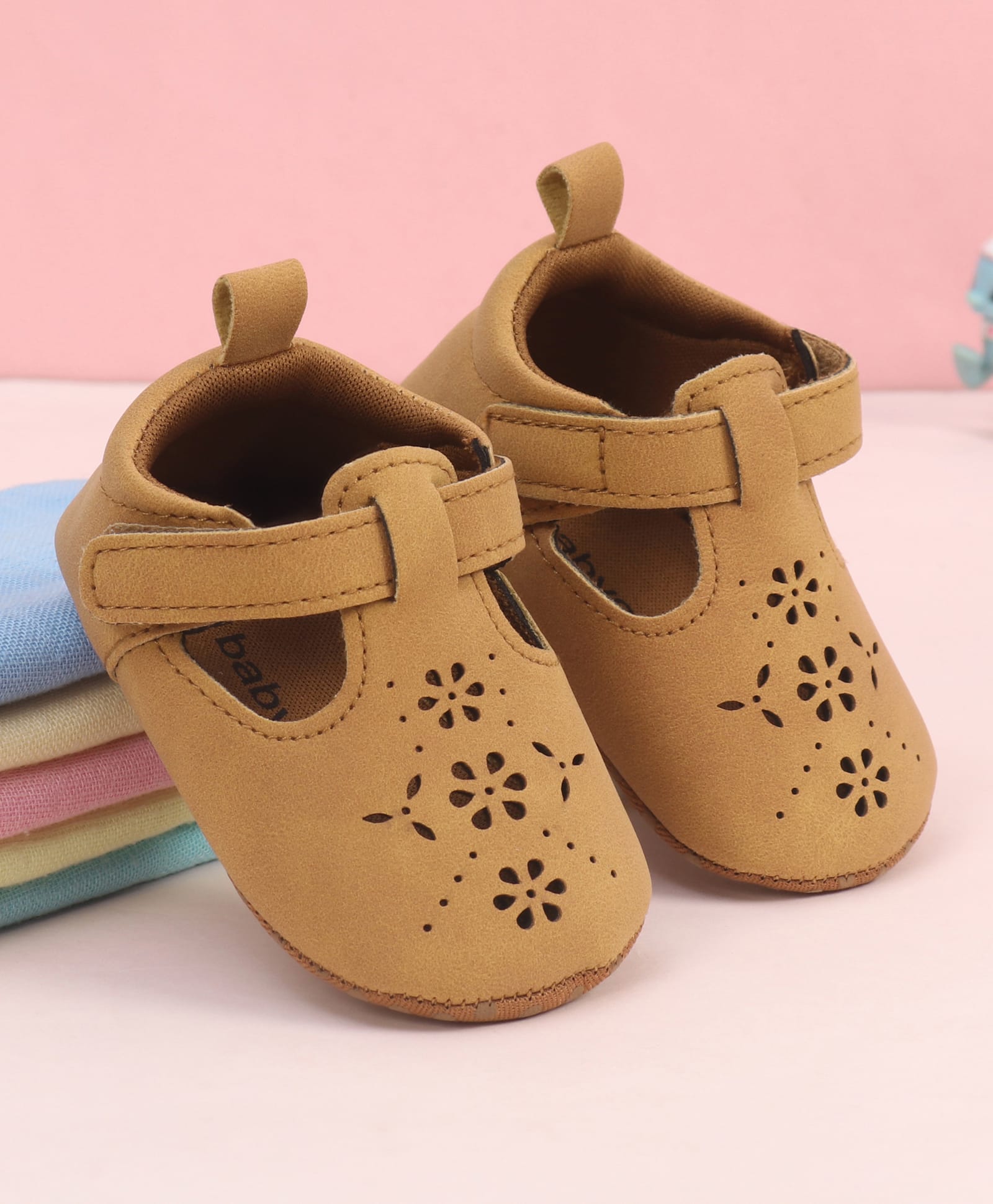 Babyoye Velcro Closure Booties With Floral Detailing - Brown-image-14