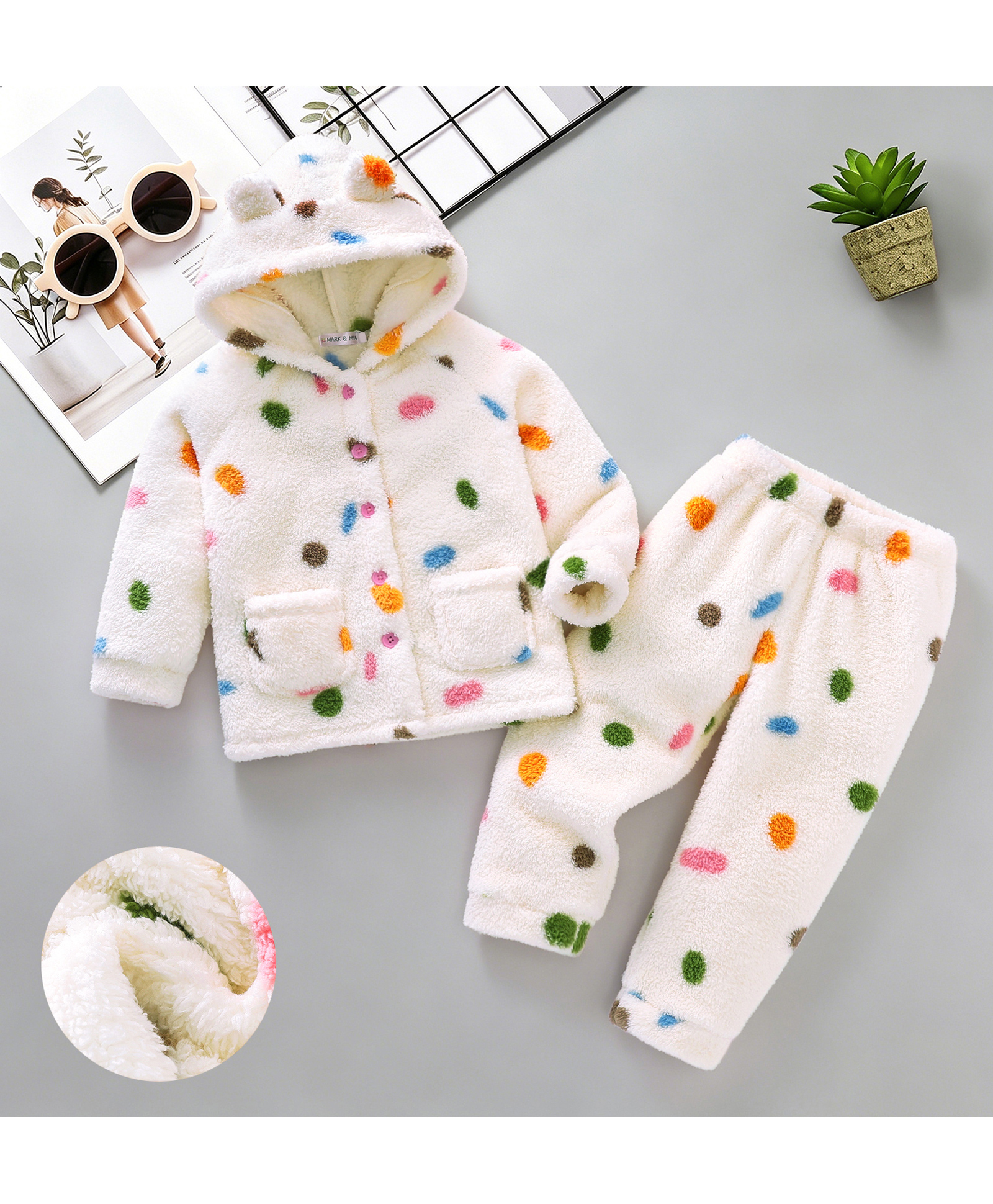 Mark & Mia Full Sleeves Polka Dots Printed Co-Ords Hooded Shirt & Pyjama Winter Wear Night Suit - Beige-image-49