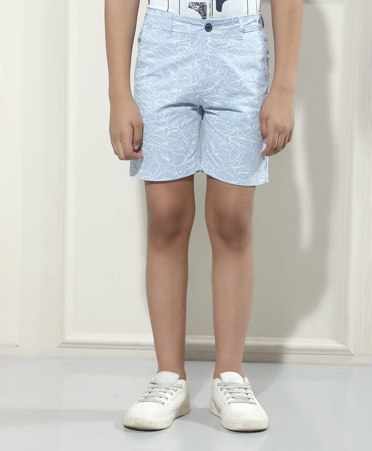 CRIMSOUNE CLUB Cotton Woven Leaves Printed Shorts - Blue-picture-19