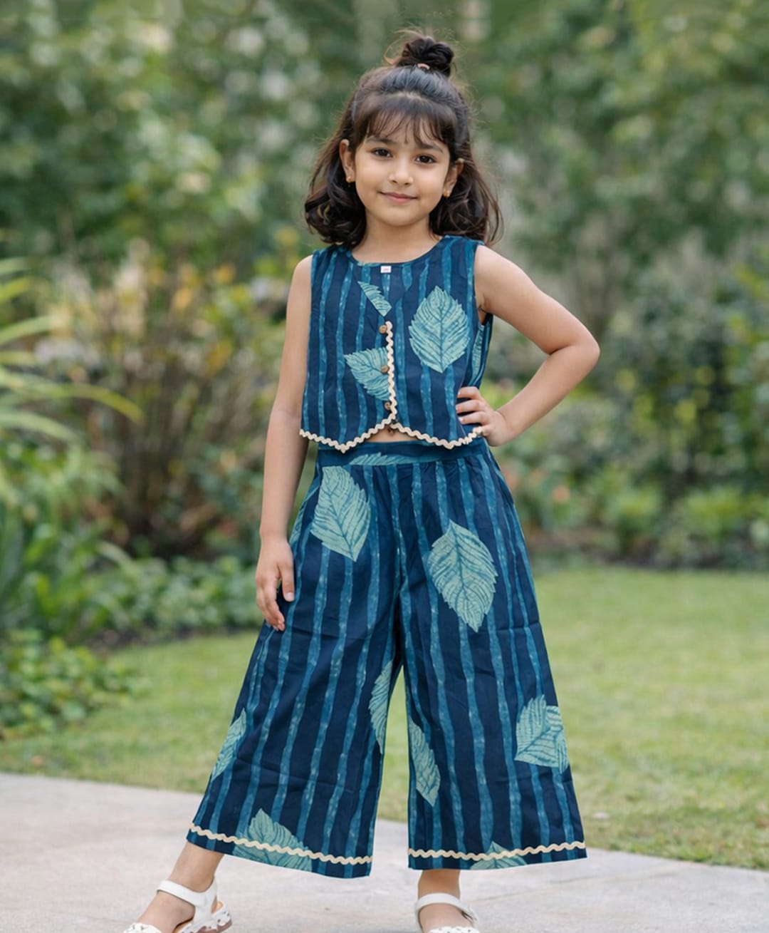 The Magic Wand Cotton Woven Sleeveless Striped & Leaf Printed Coordinating Top & Pants Set - Teal Blue-image-6