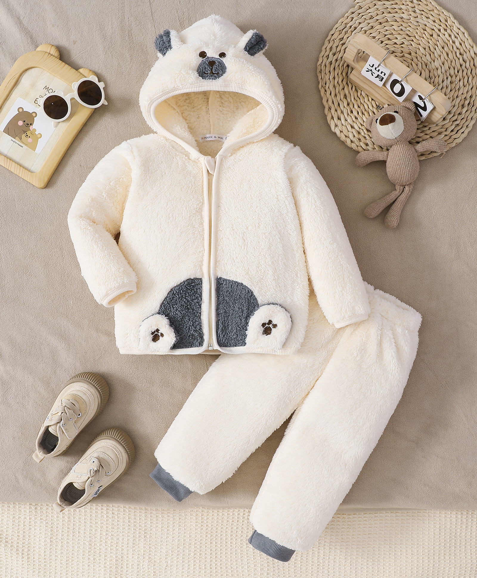 Mark & Mia Full Sleeve Winter Wear Tee & Pants Set with Bear Applique - Off White-image-48