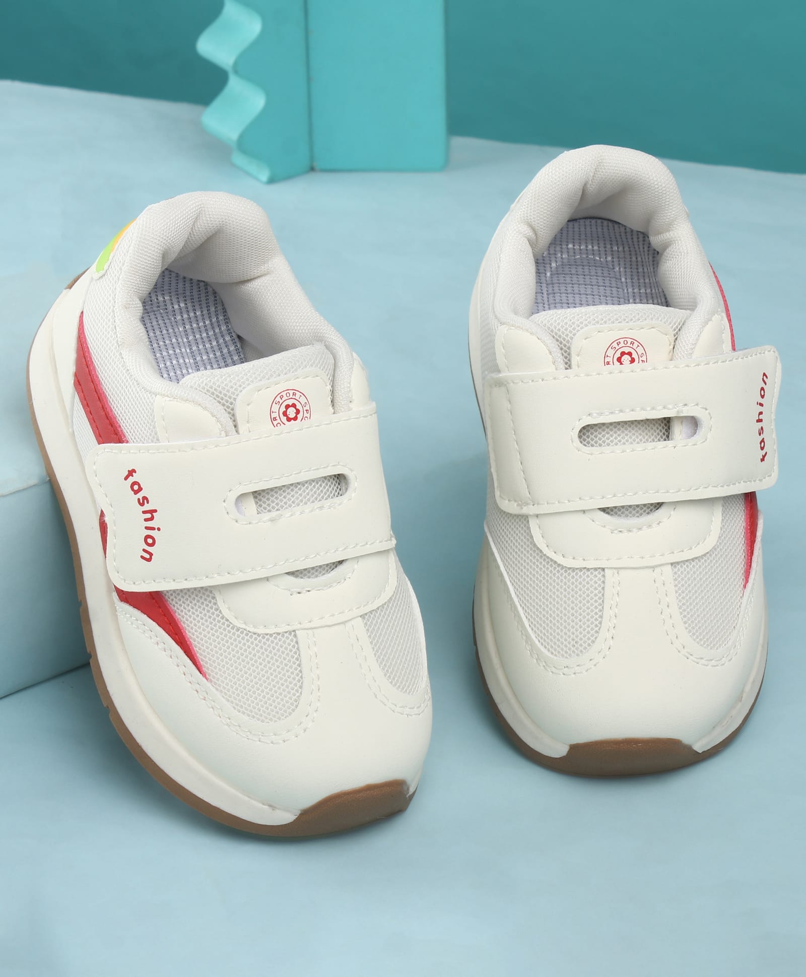 KIDLINGSS Mesh Detailed Colour Blocked Velcro Closure Shoes - Red-image-29