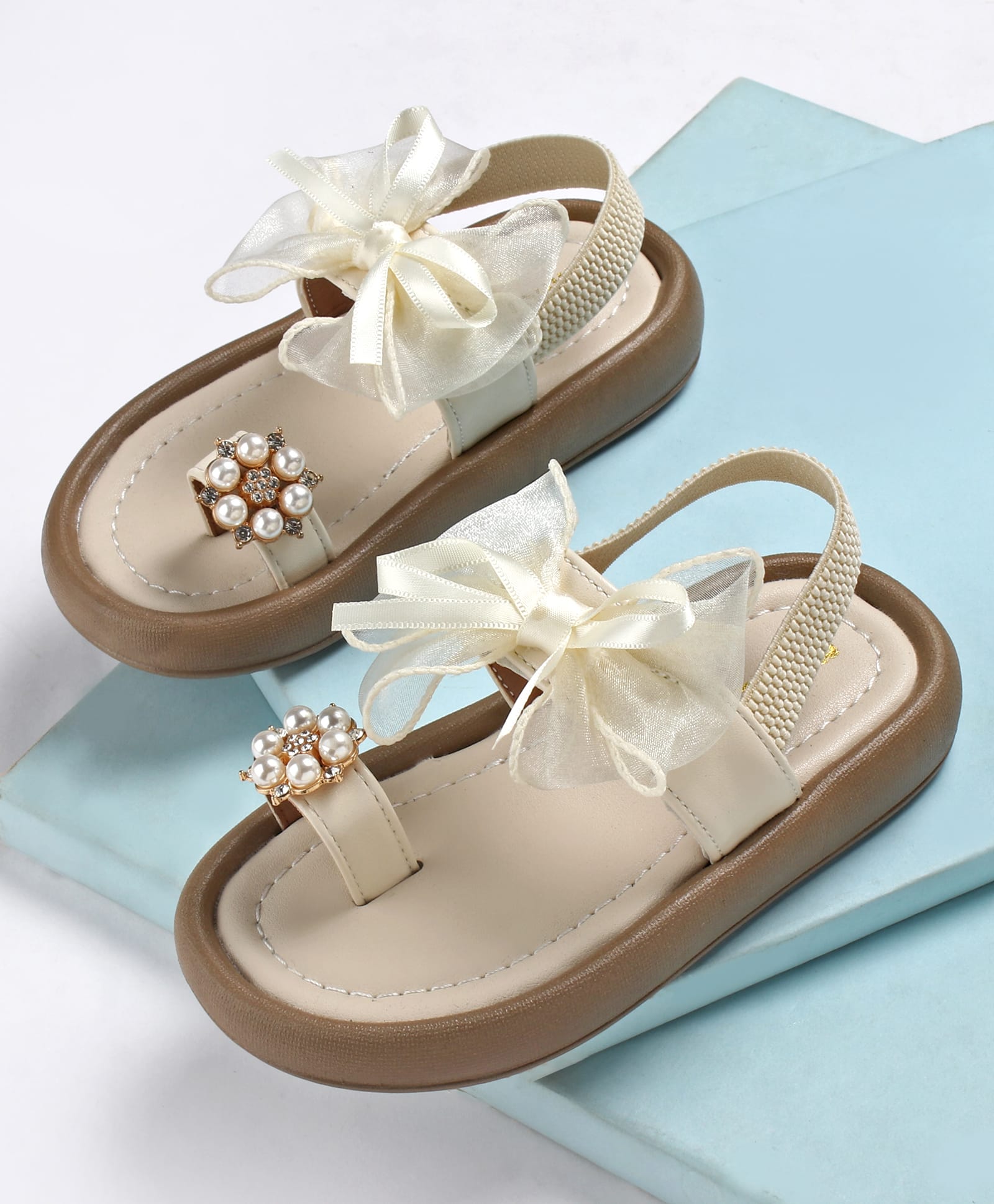 KIDLINGSS Stones & Pearl Embellished Back Strap Closure Sandals - Off White-picture-14