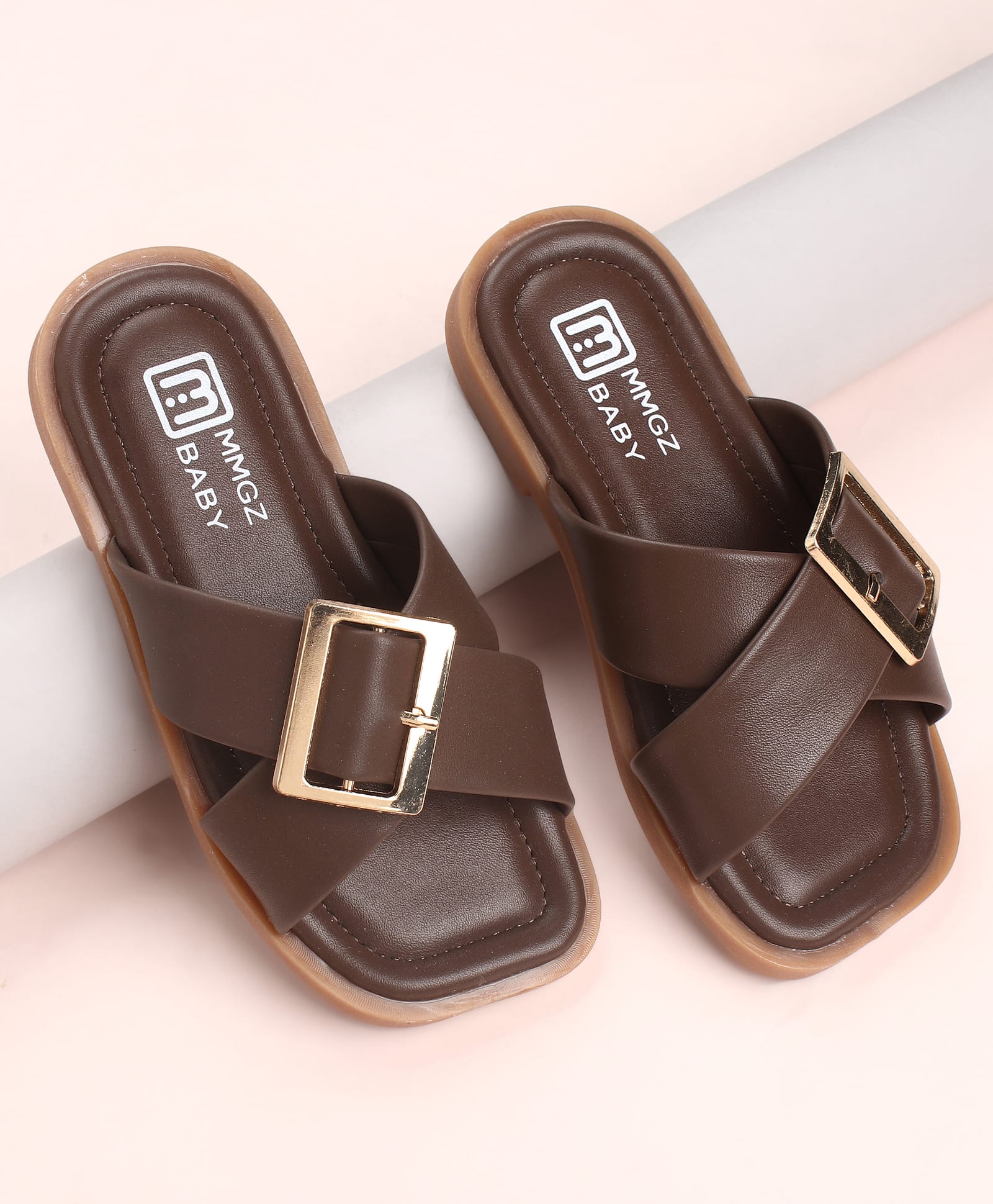 KIDLINGSS Solid Crossed Strap Detailed Slip On Sandals - Brown-picture-21