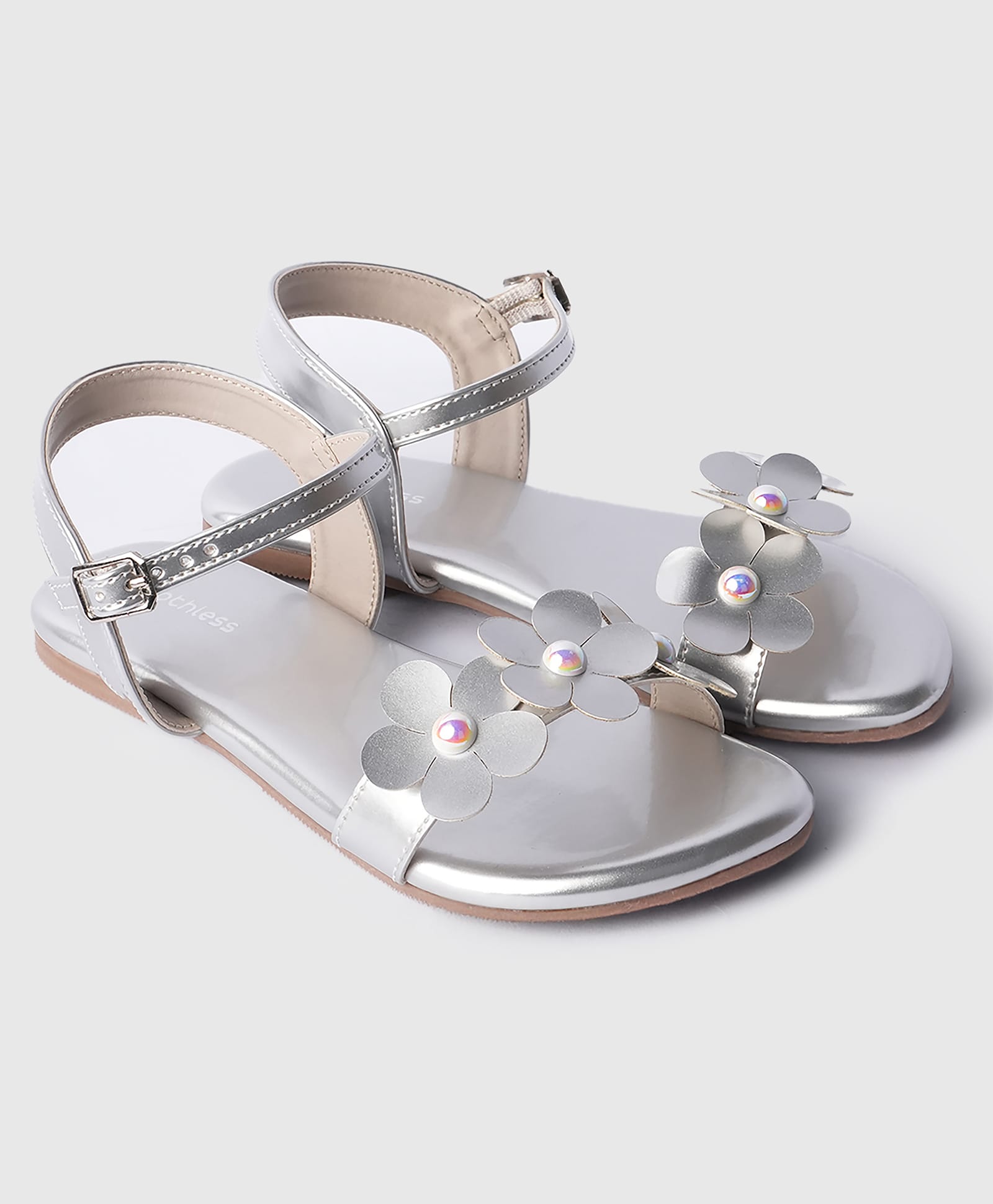 Toothless Beads Embellished Floral Applique Detailed Buckle Closure Sandals - Silver-image-23