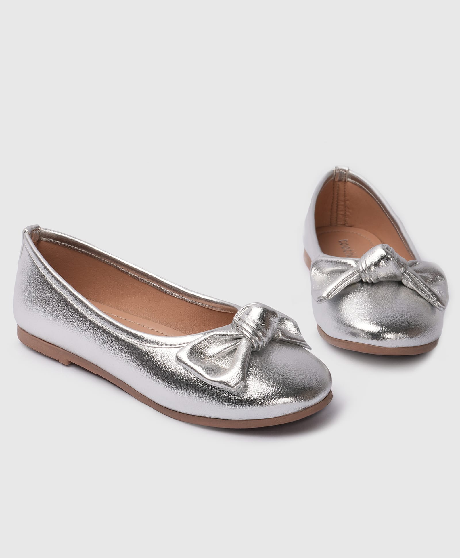 Toothless Bow Applique Detailed Metallic Slip On Ballerinas - Silver-image-49