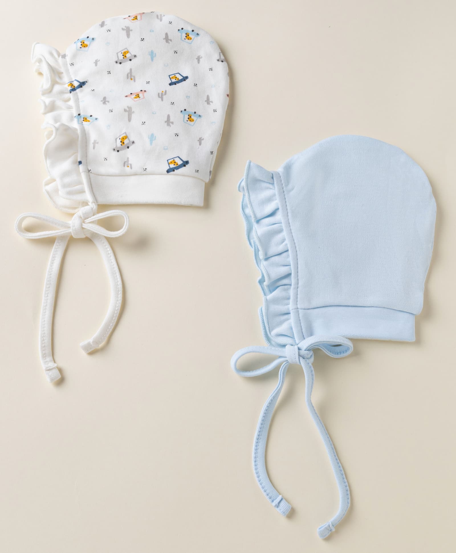 Ben Benny Interlock Knit with Frill Detailing Solid Baby Caps with Giraffe in car Print White & Blue Pack of 2 - Diameter 9 cm-image-22