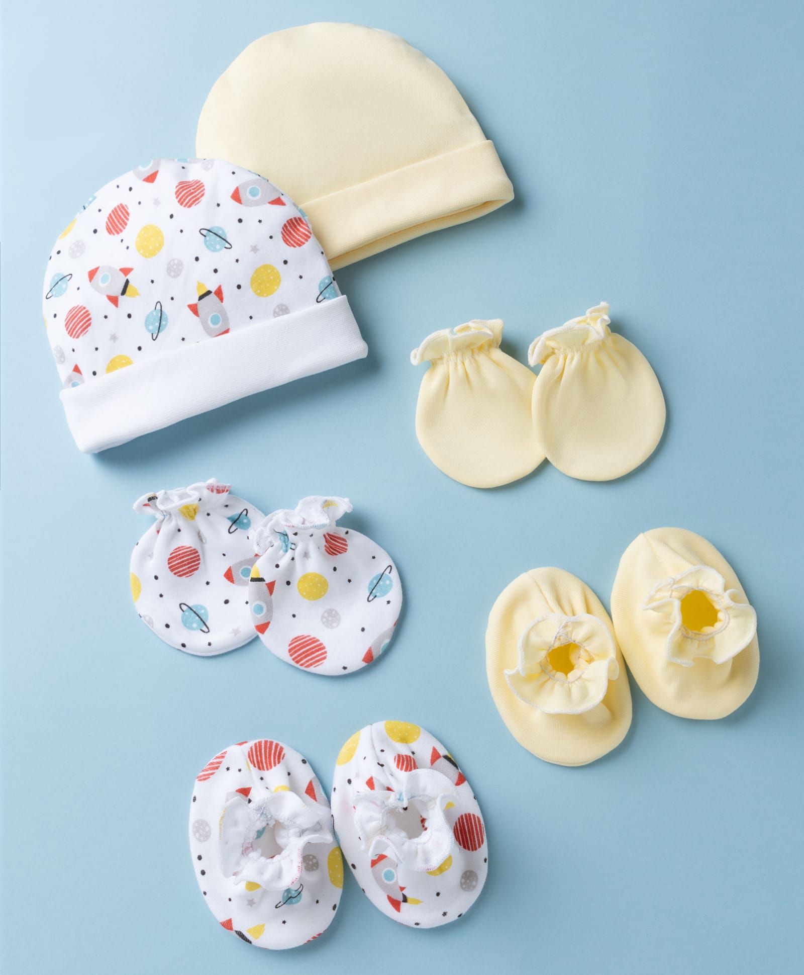 Ben Benny Interlock Knit Cap, Mittens & Booties with Space Print Pack of 2 White & Yellow - Diameter 8 cm-image-21
