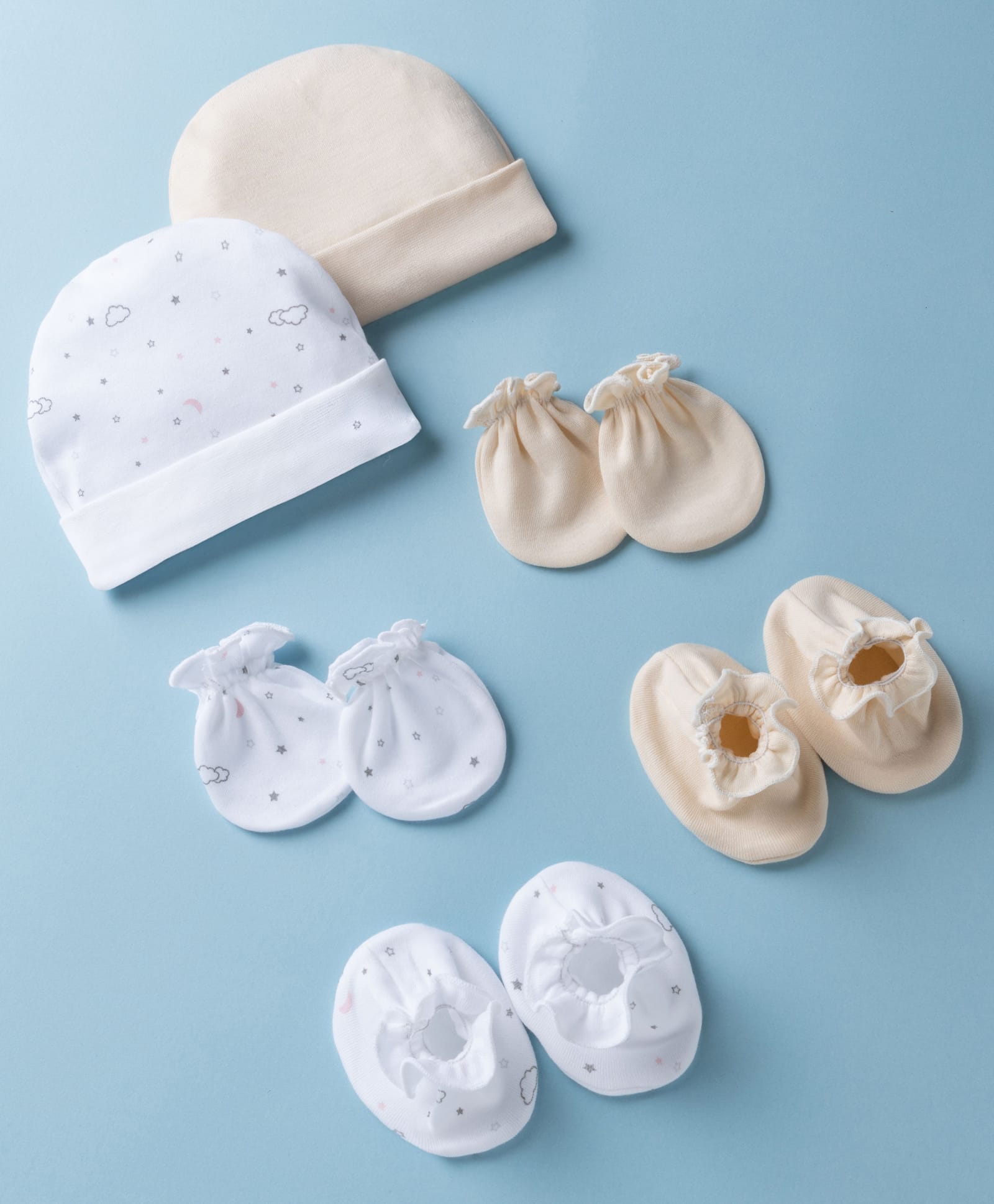 Ben Benny Interlock Knit Cap, Mittens & Booties with Sky Print Pack of 2 White & Cream - Diameter 8 cm-image-24