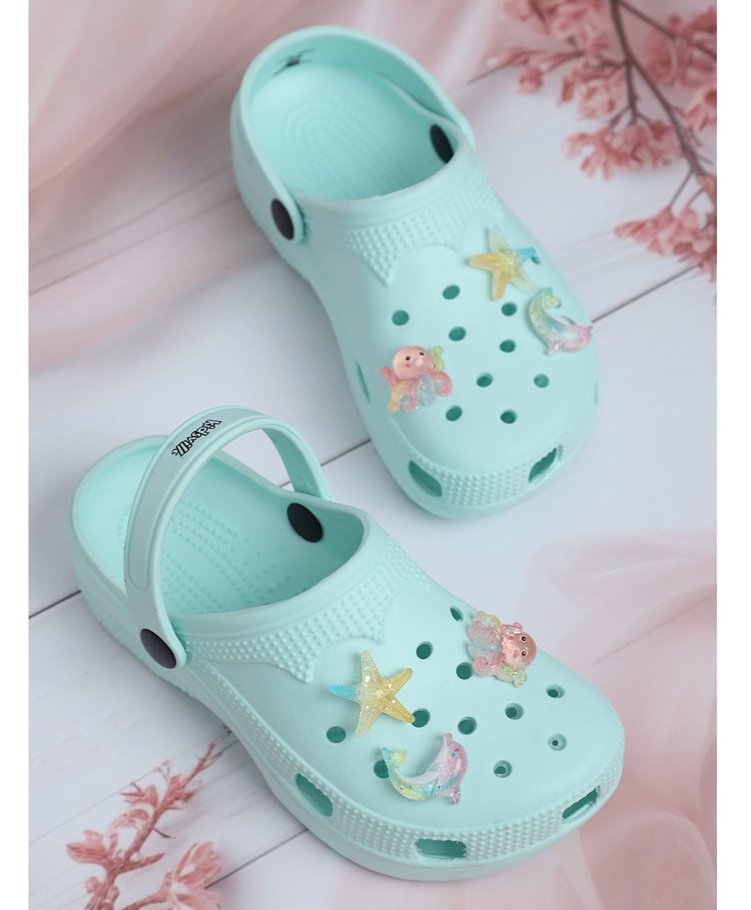 Kidsville Sea Life Applique Detailed Perforated Slingback Clogs - Green-picture-26