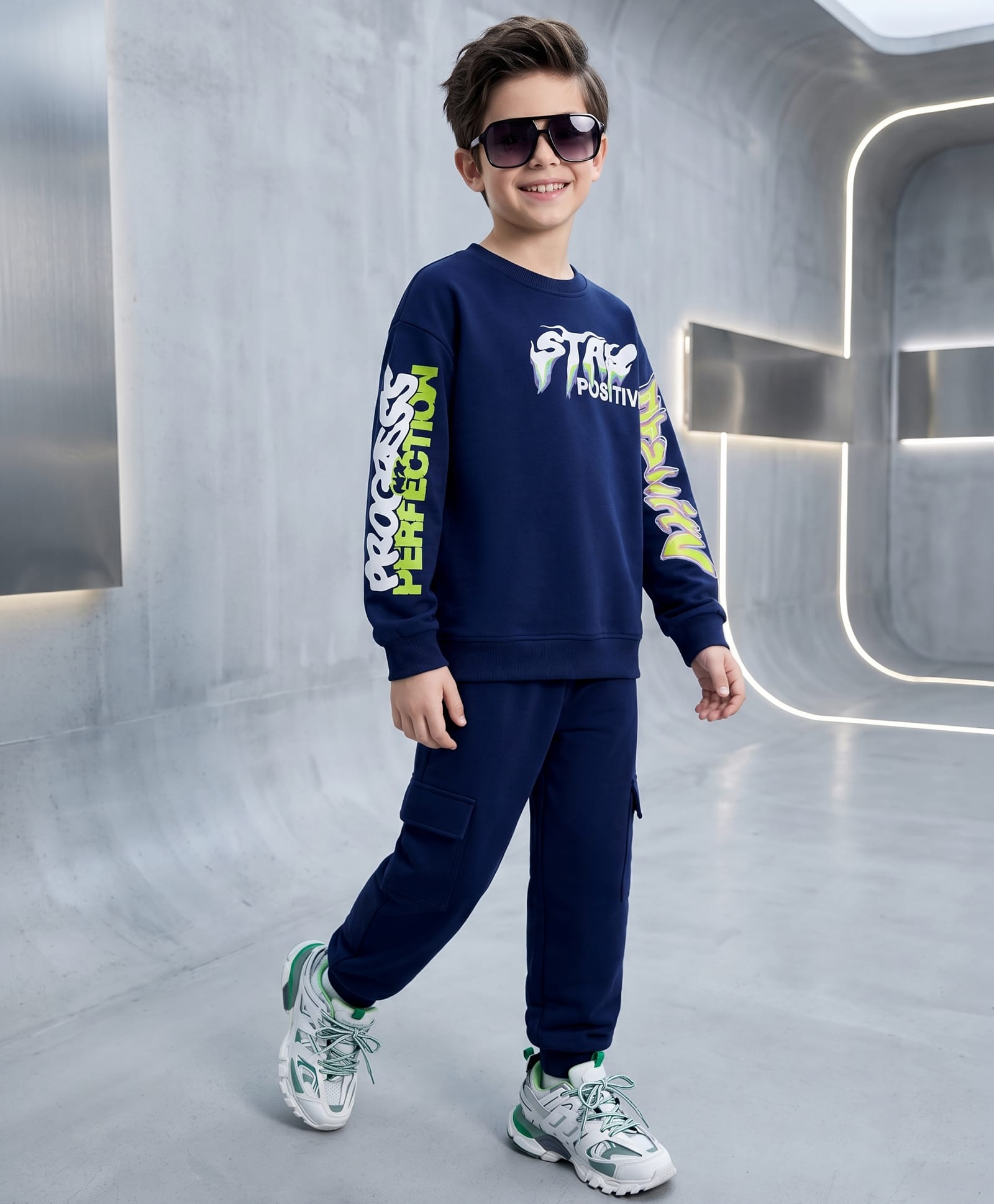 OLLINGTON ST. Winterwear Cotton Knit Text Printed Full Sleeve Sweatshirt & Joggers Set -Navy Blue-image-38