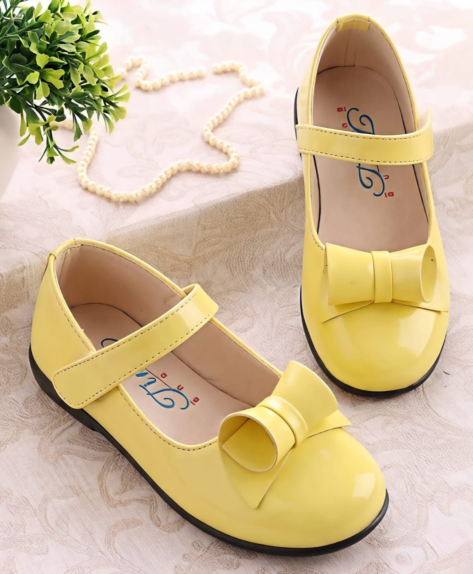 Tiny Bugs Bow Applique Detailed Velcro Closure Ballerinas - Yellow-picture-29