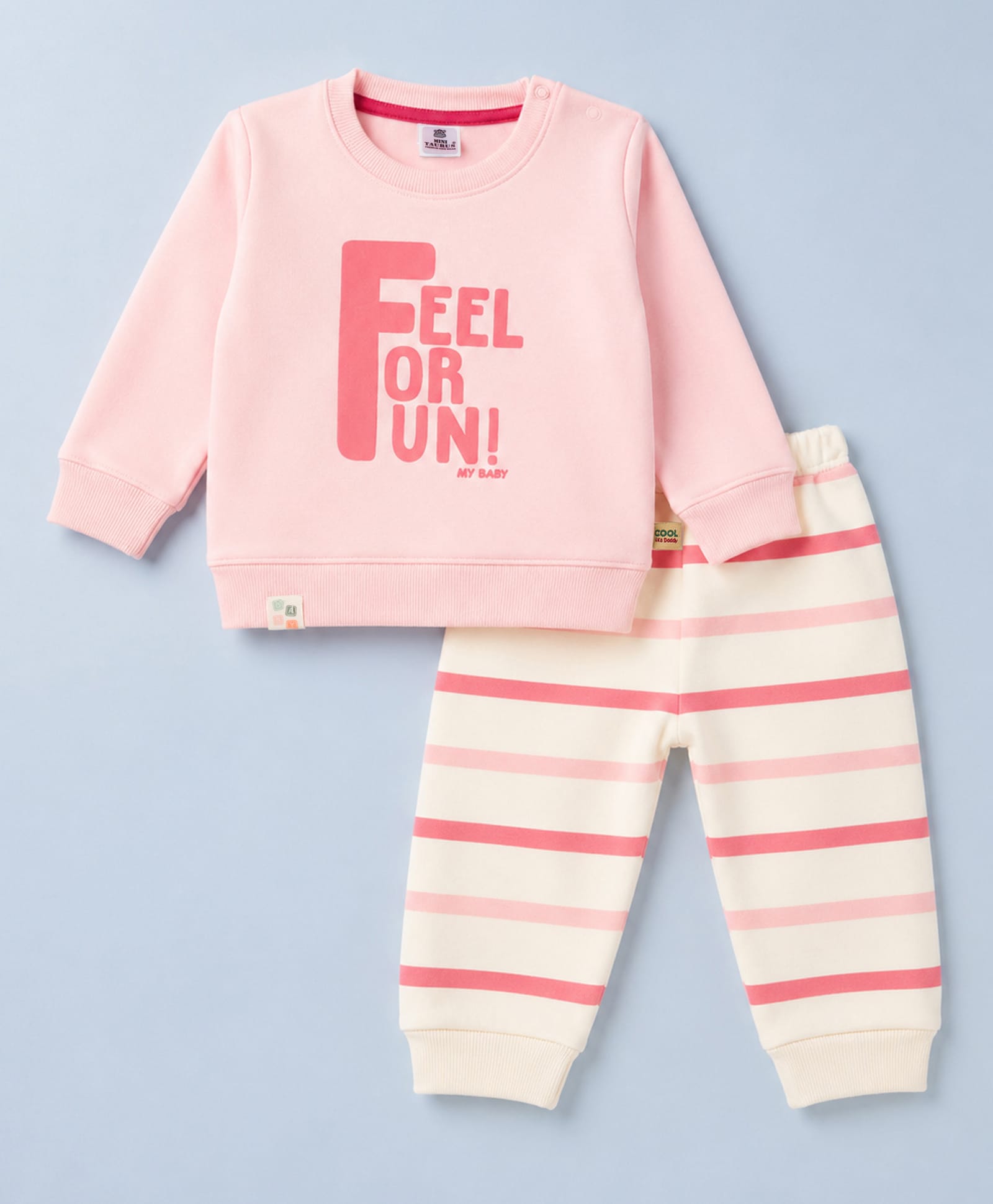 Mini Taurus Fleece Knit Full Sleeves Winter Nightwear With Text Print - Peach-image-24