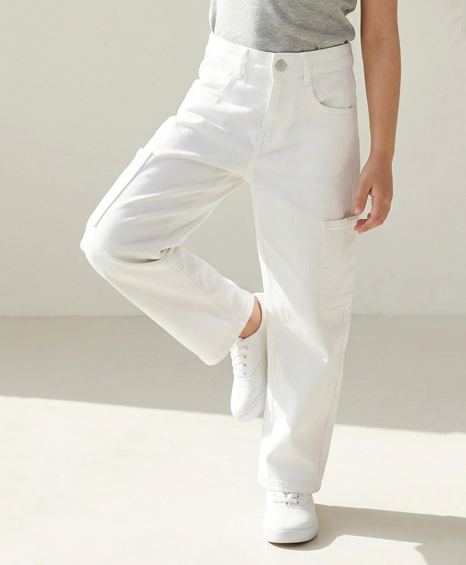 Tales & Stories Denim Pocket Detailed Solid Jeans - White-image-32