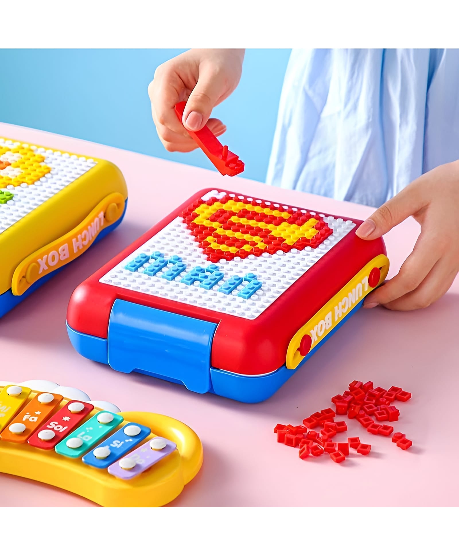 SCHOOLISH Building Block Lunch Box DIY Your Own Pattern Leak Proof Bento Box 1100ml Capacity 500Pcs Bricks Easy to Open School Lunch Box for Kids - PACK OF 1 - COLOR MAY VARY-image-12