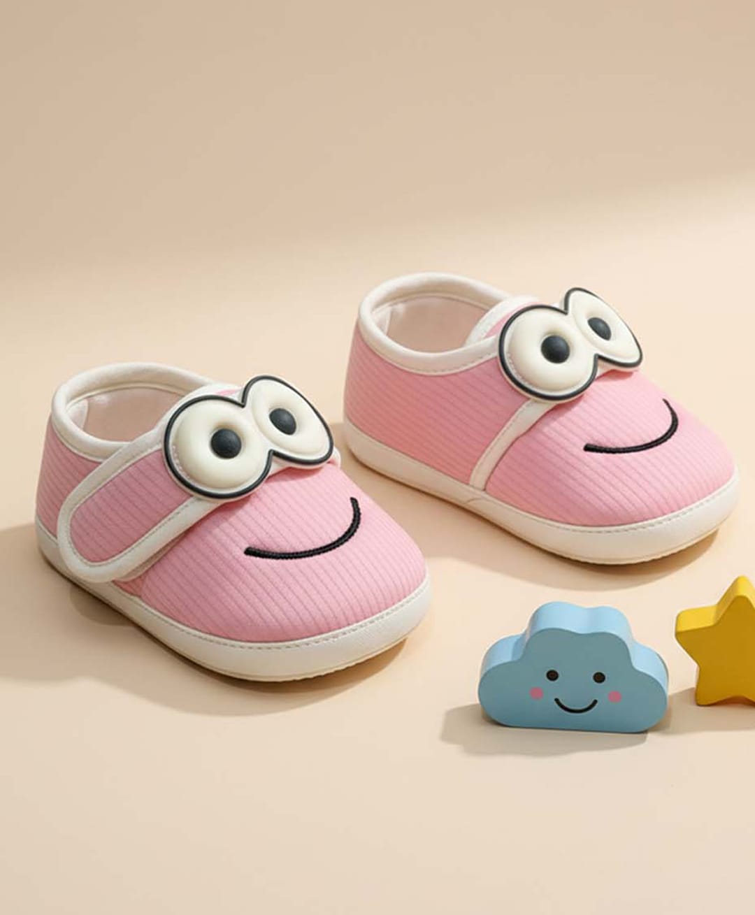 Baby Moo Face Applique Detailed Velcro Closure Anti Skid Booties - Pink-picture-36