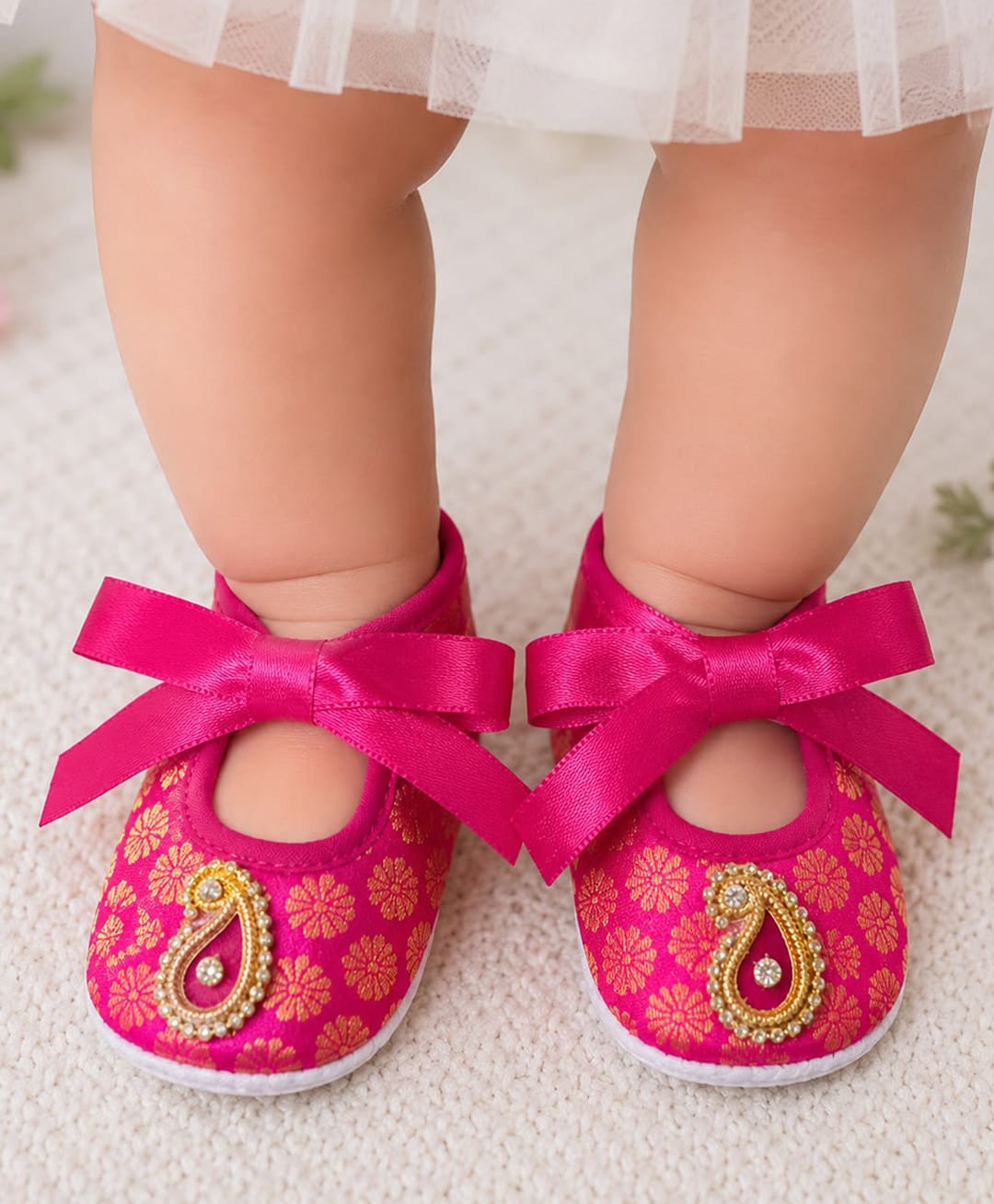 Daizy Stones Embellished Paisley Detailed Booties - Pink-image-37