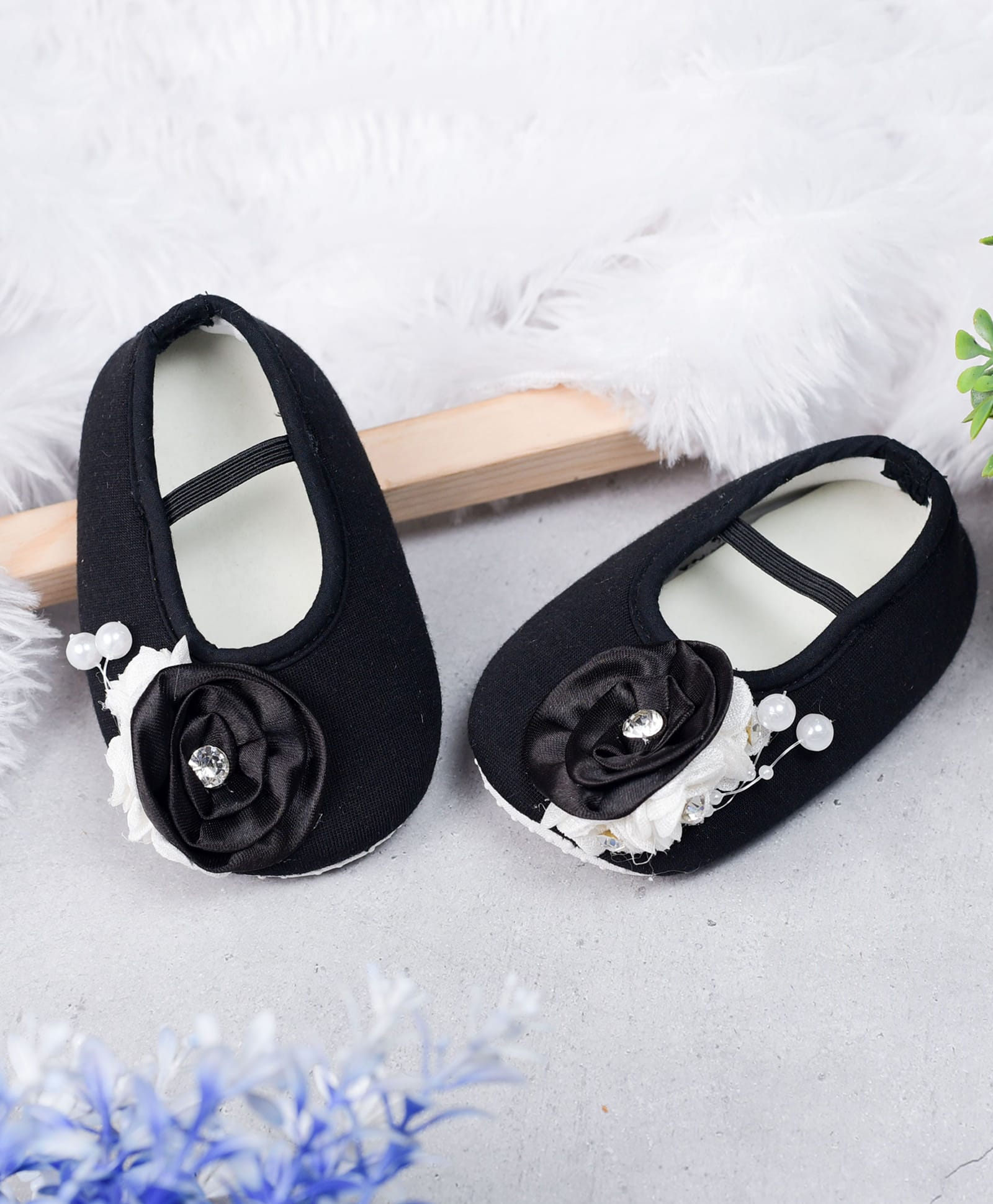 Daizy Pearls Embellshied Floral Applique Detailed Booties - Black-image-9