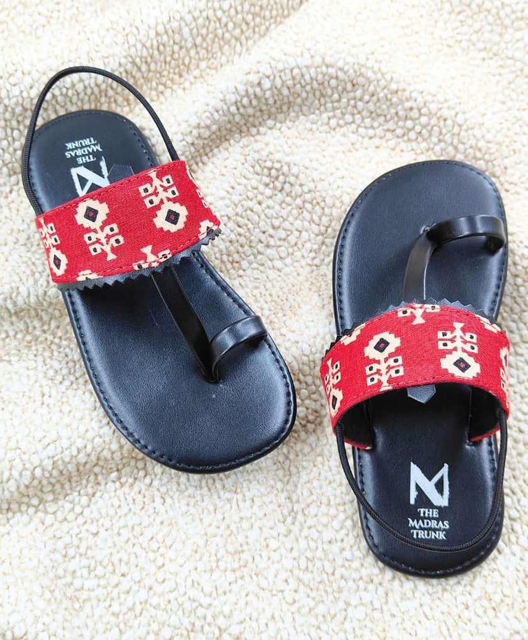 The Madras Trunk Geometric Printed Kolhapuri Sandals - Black & Maroon-picture-27