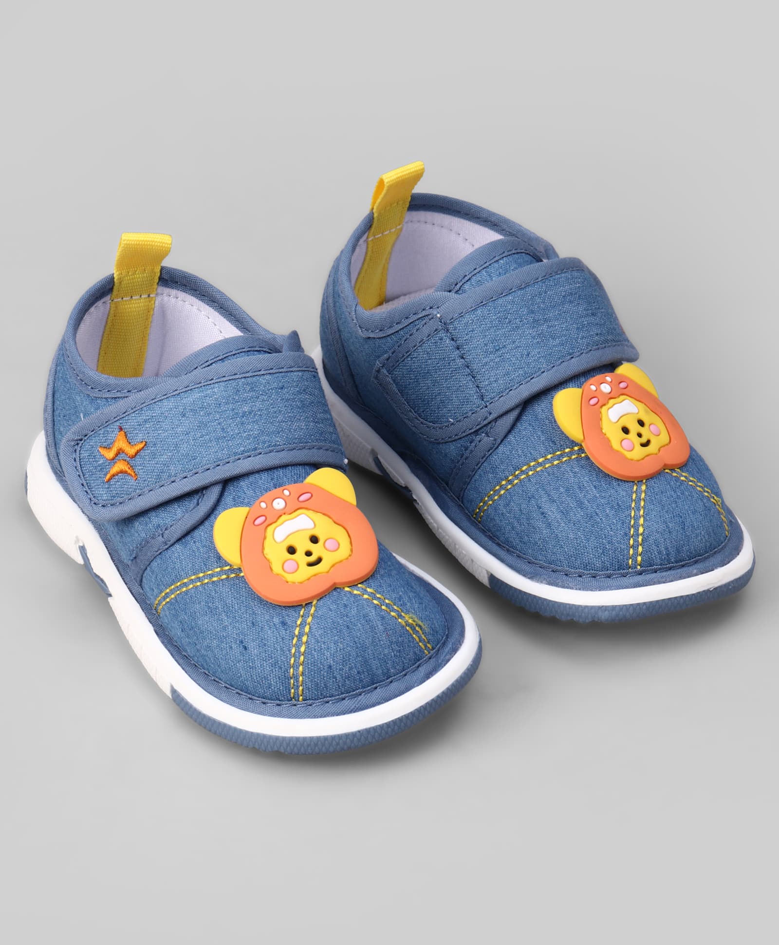 Cute Walk by Babyhug Velcro Closure Musical Casual Shoes With Lion Applique - Blue-image-45