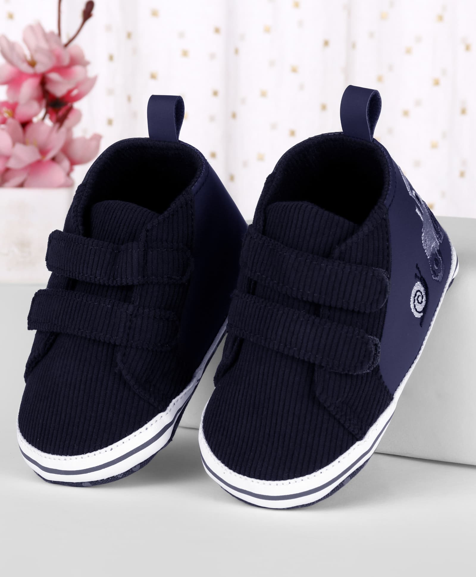 Cute Walk by Babyhug Velcro Closure Solid Booties - Navy Blue-image-7