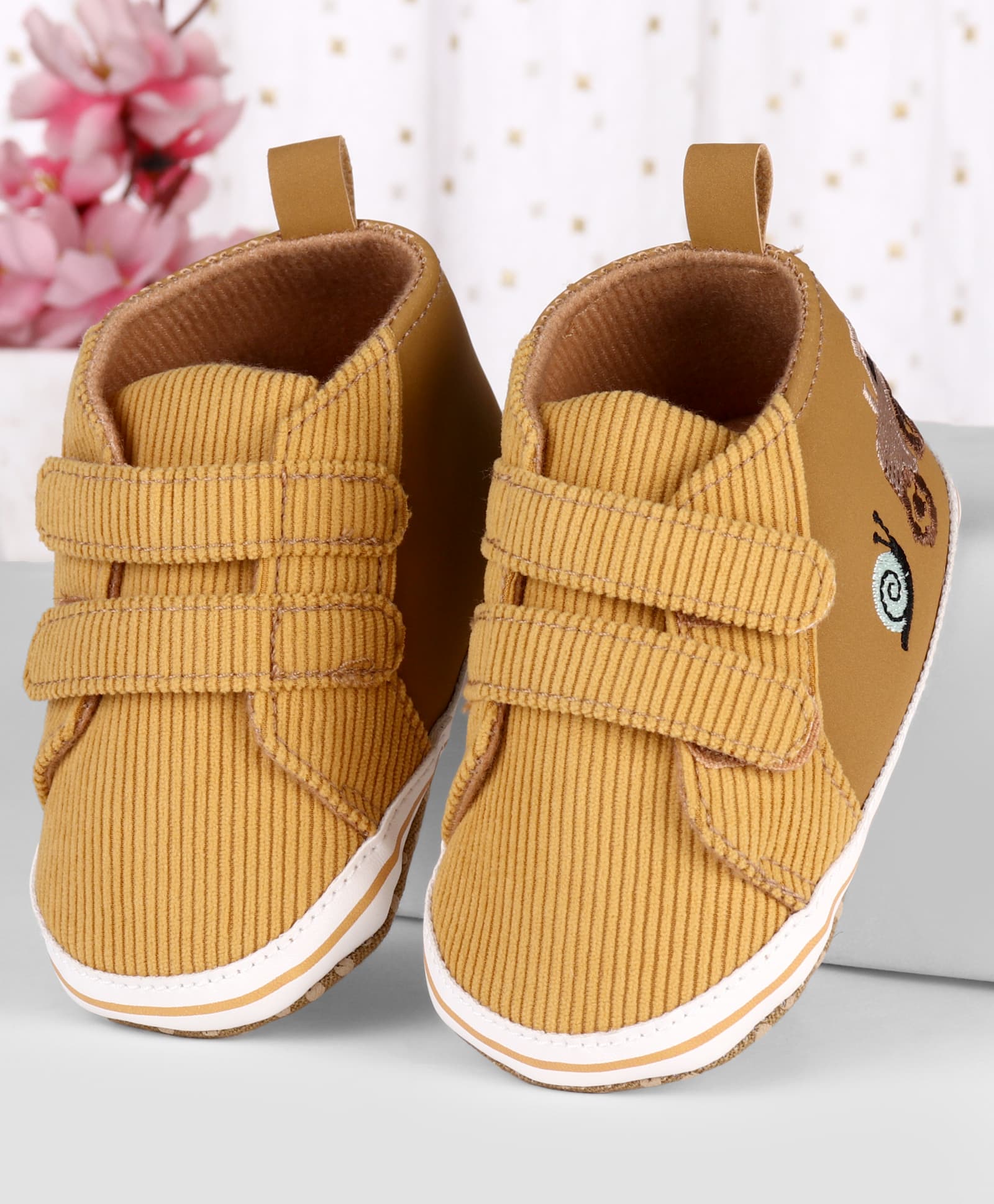 Cute Walk by Babyhug Velcro Closure Solid Booties - Yellow-image-47