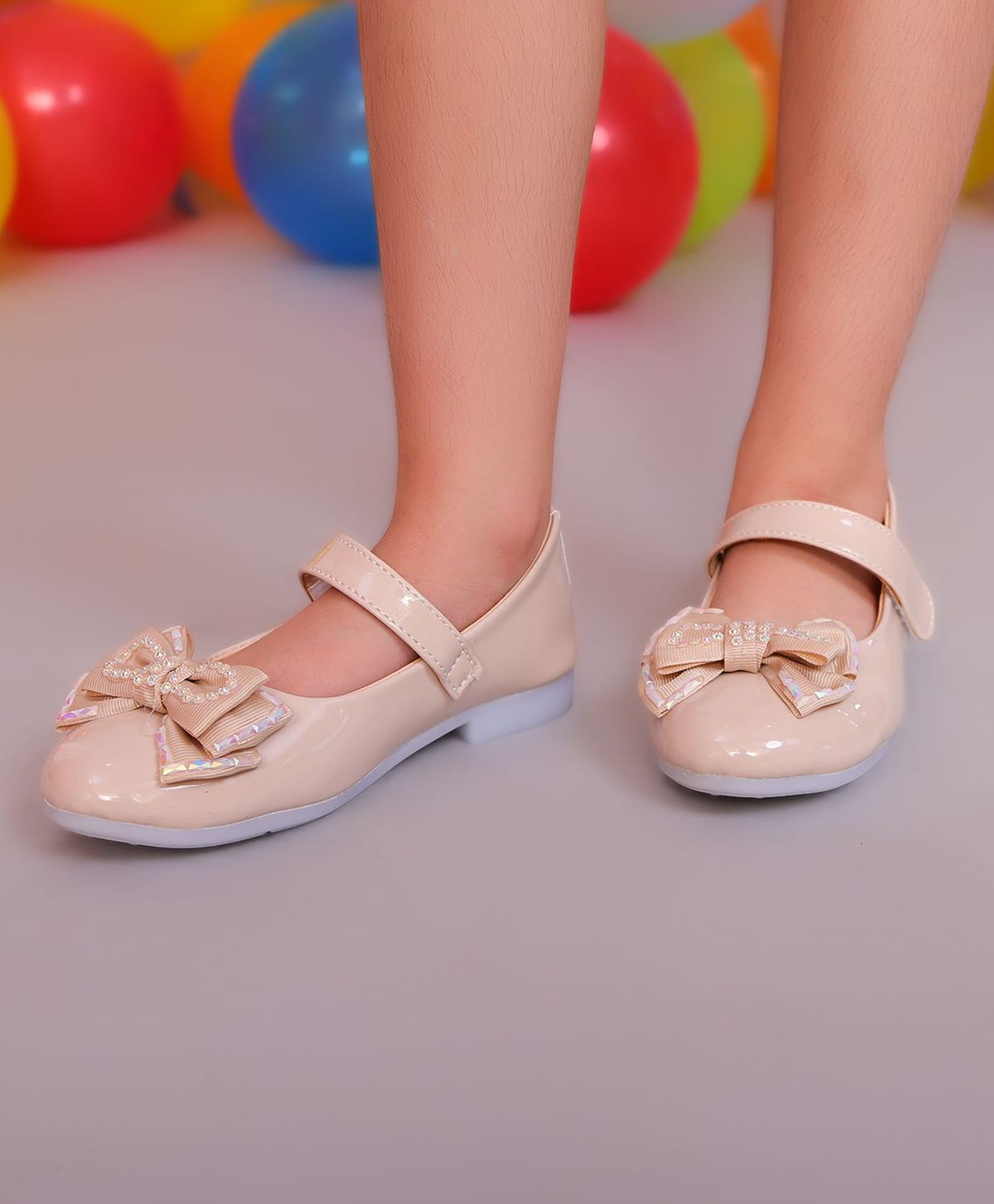 Freeplay Bow Applique Detailed Velcro Closure Mary Jane Ballerinas - Beige-picture-36