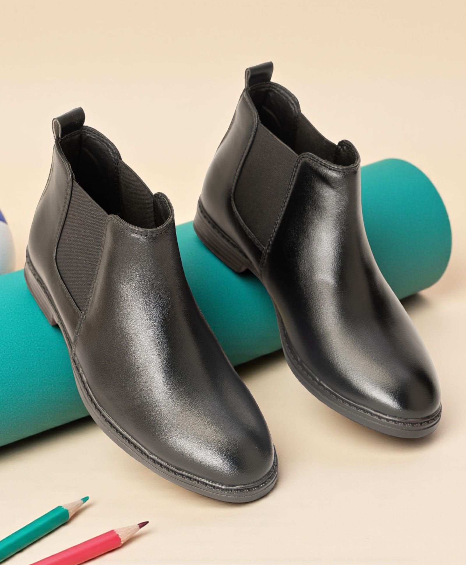Freeplay Solid Chelsea Boots - Black-picture-25