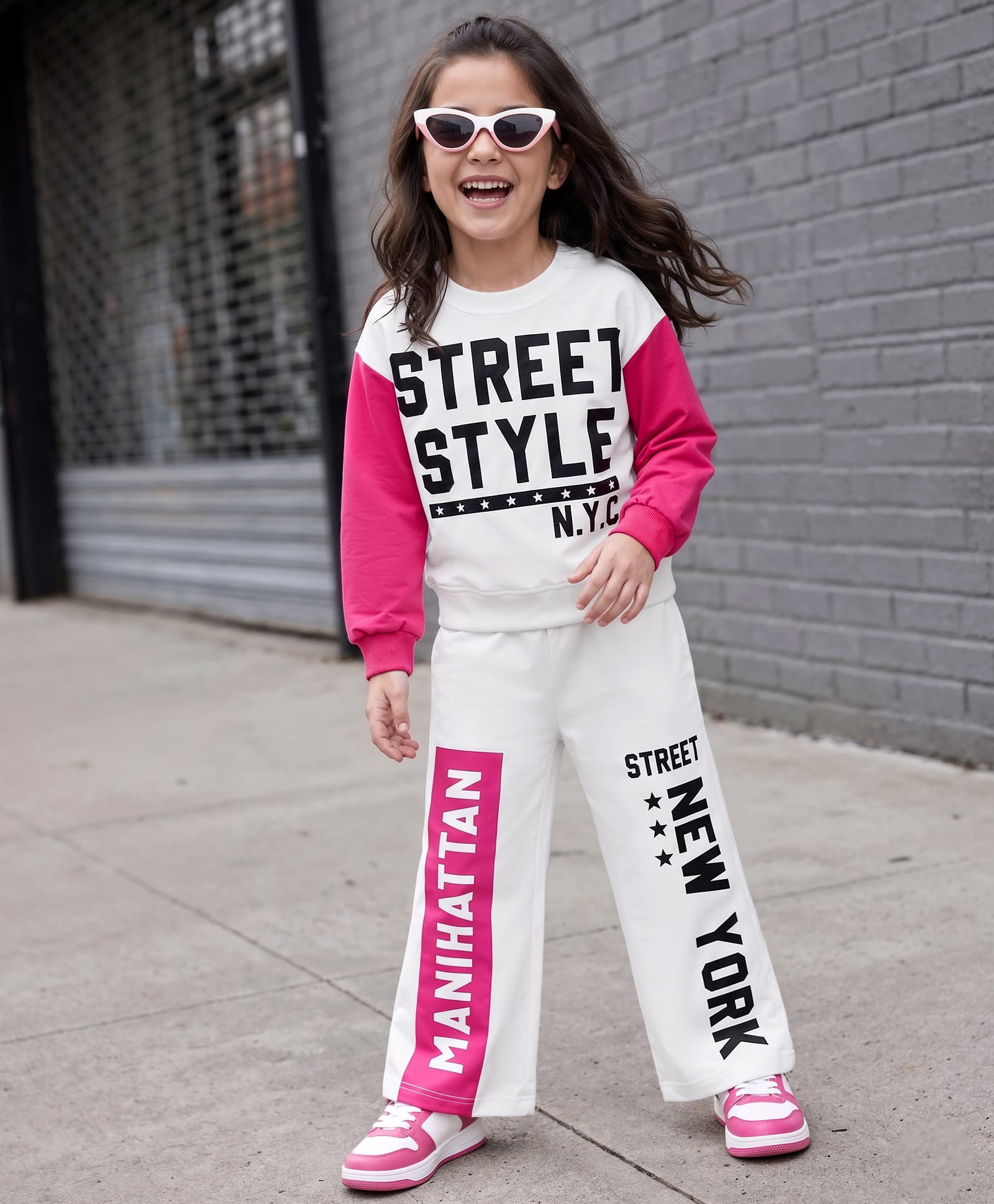 OLLINGTON ST. Set Of Knit Text Printed Winter Wear Sweatshirt & Bottom - White & Pink-image-43